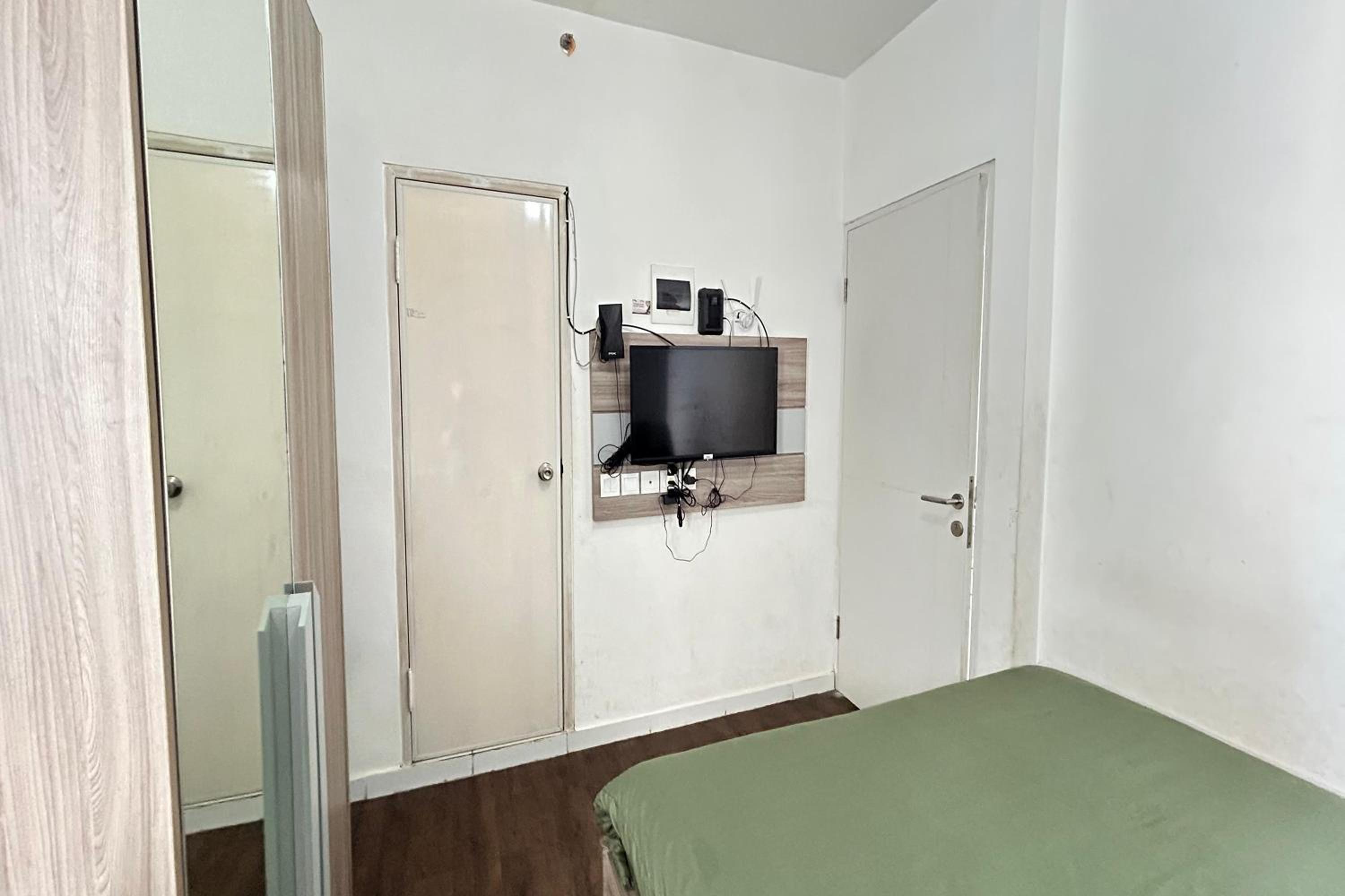 Studio - Photo 11