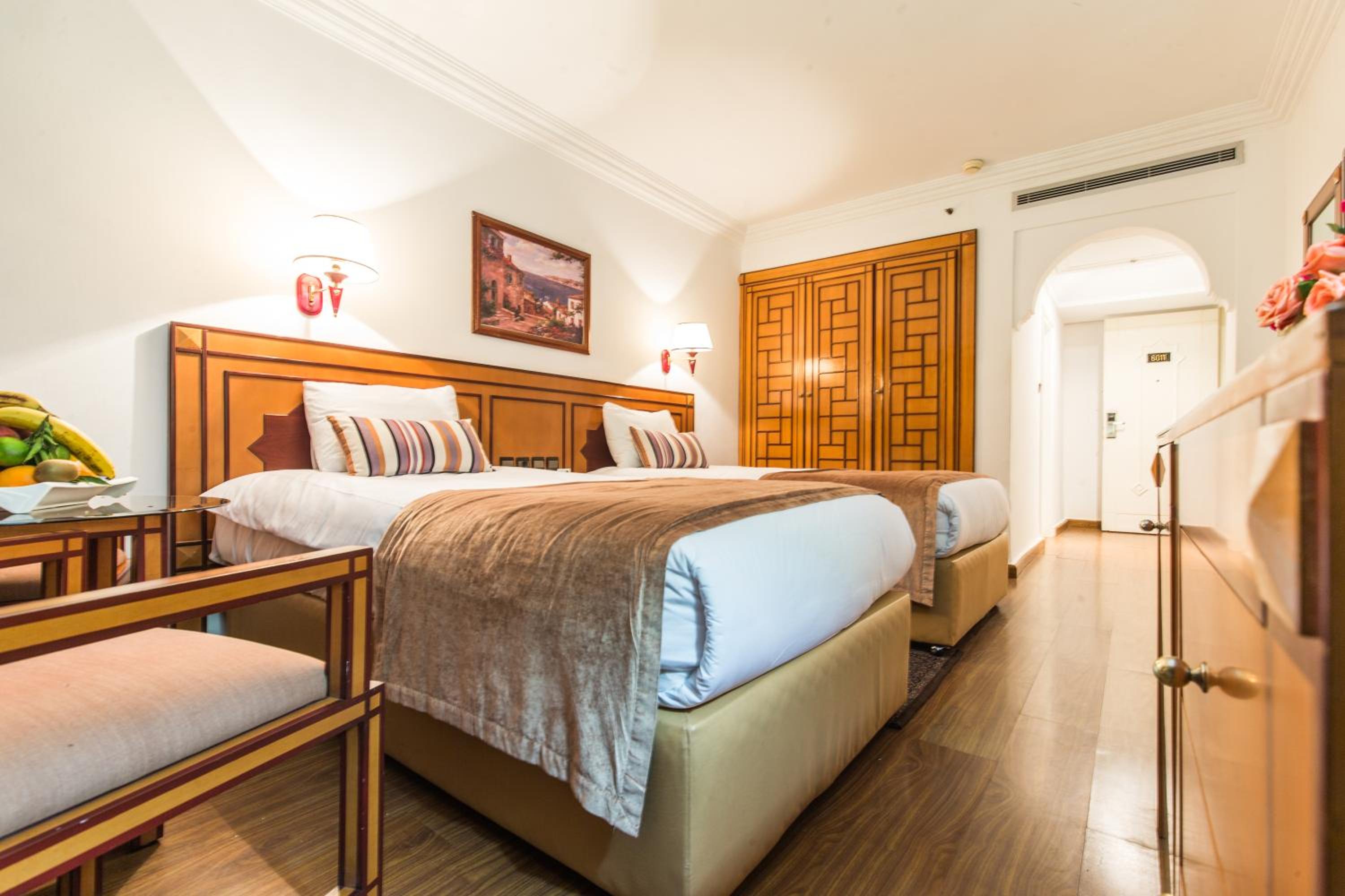 Room with Sea View - Photo 5