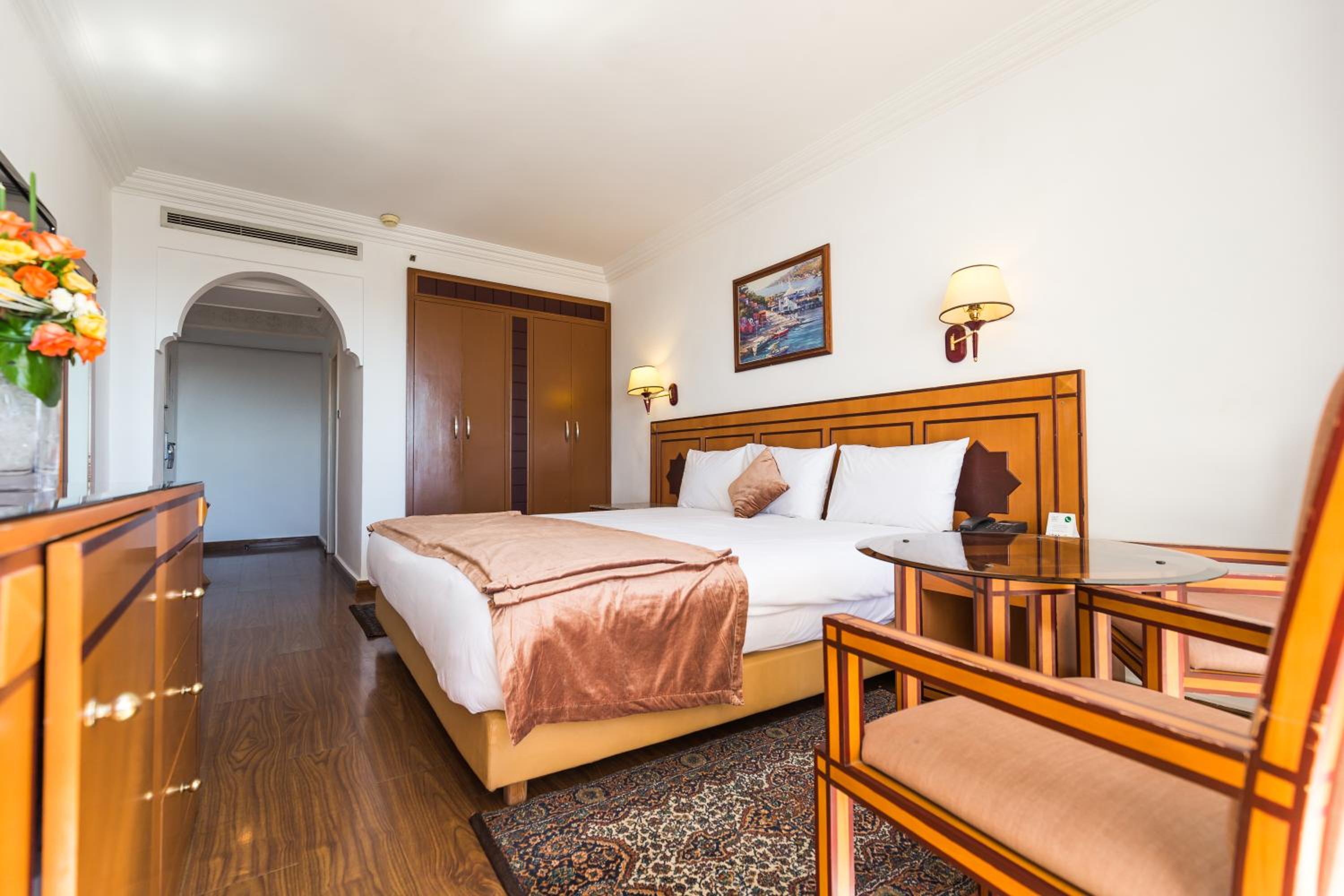  Executive Sea View  - Photo 12