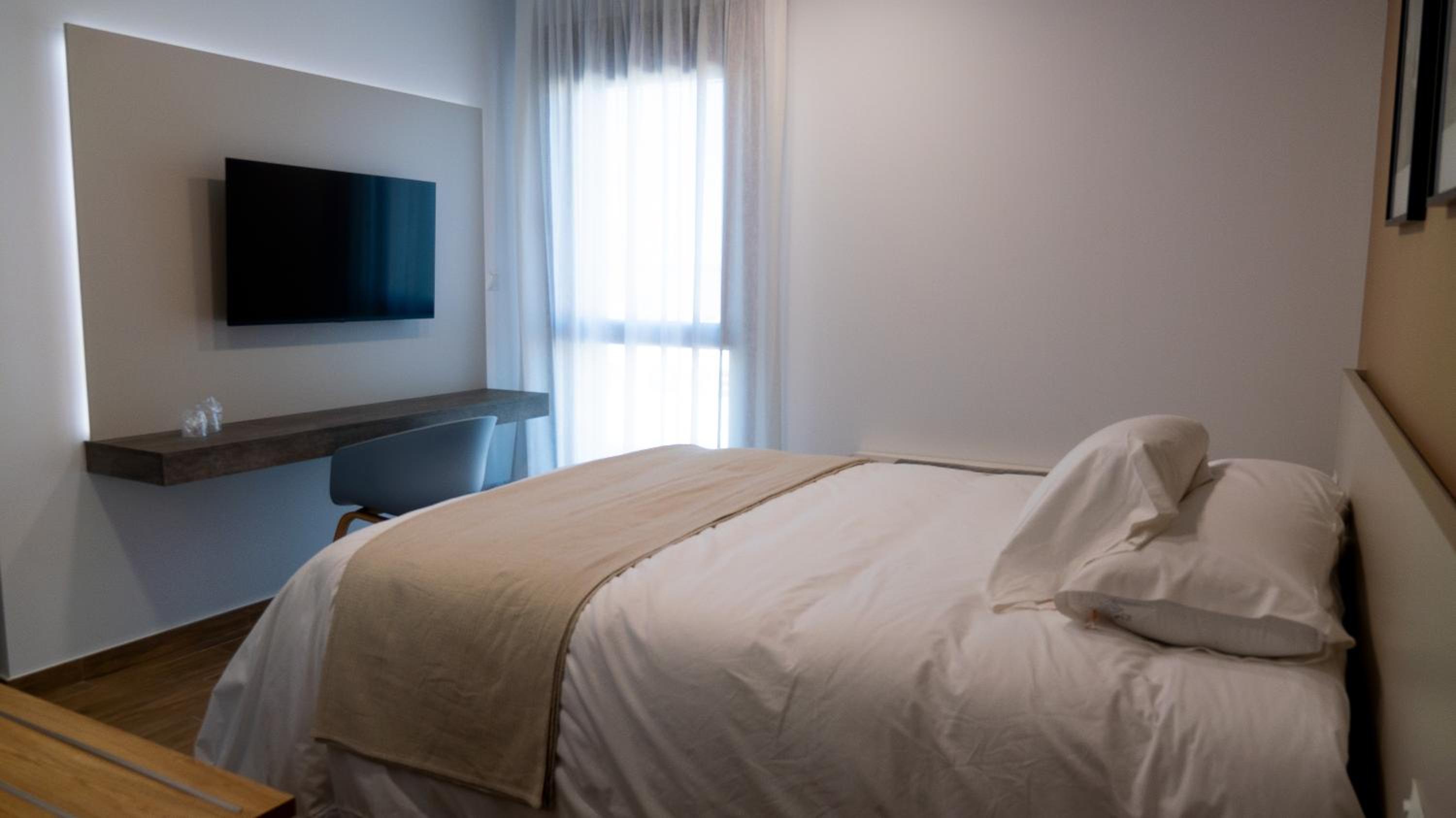 Deluxe Double or Twin Room photo 2