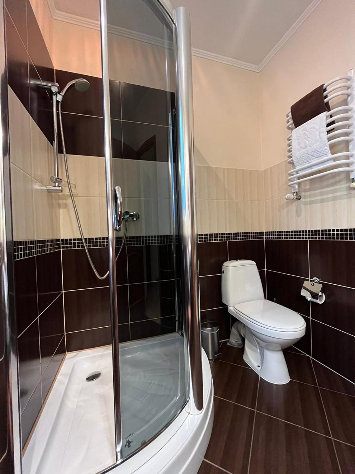 Large Double Room photo 2