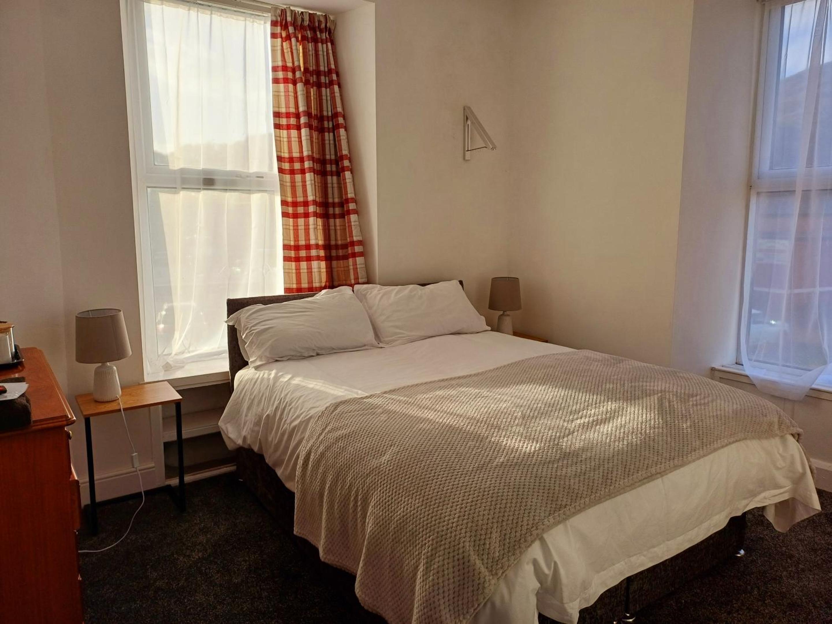 Standard Double Room photo 2