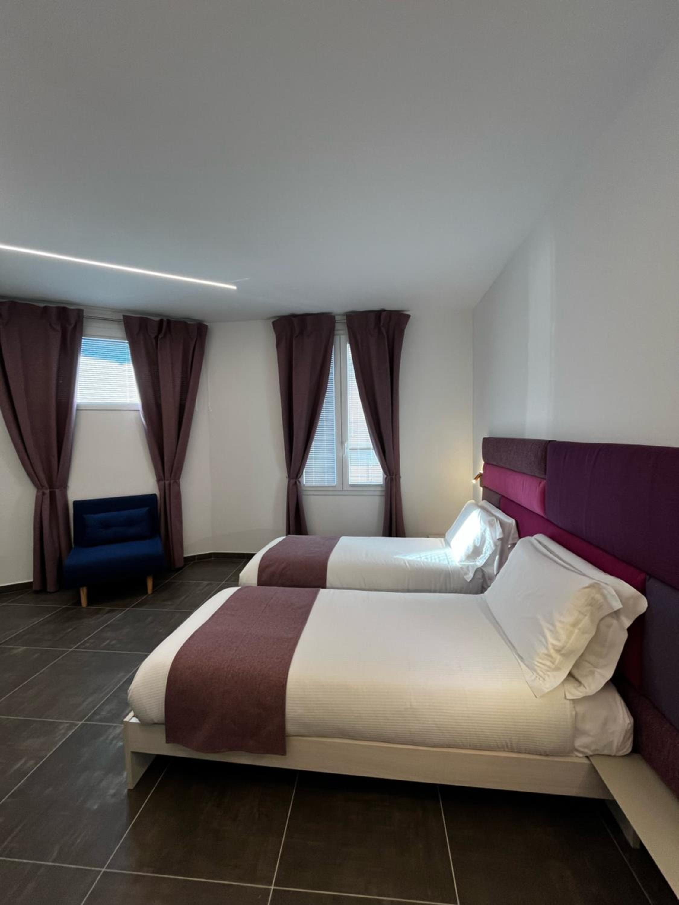 Twin Room with Private Bathroom