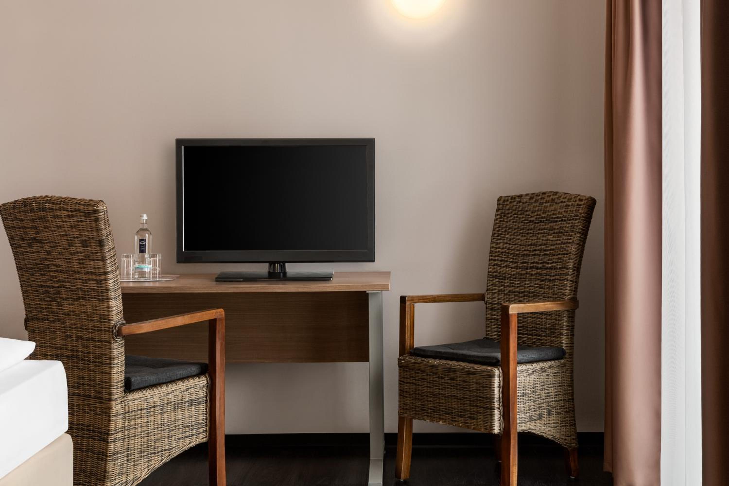 Comfort Room photo 2