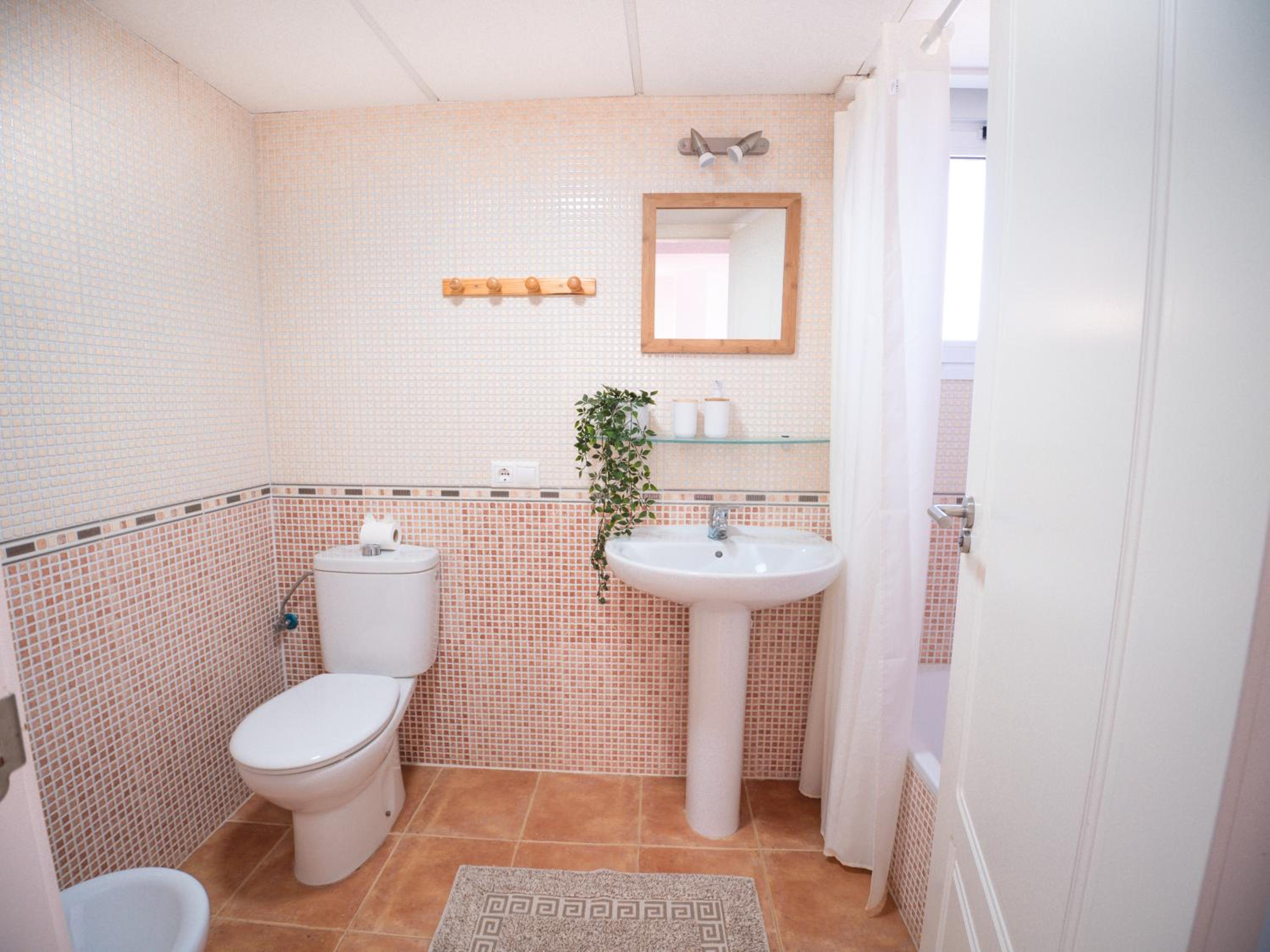Two-Bedroom Apartment with Terrace and Sea View photo 2