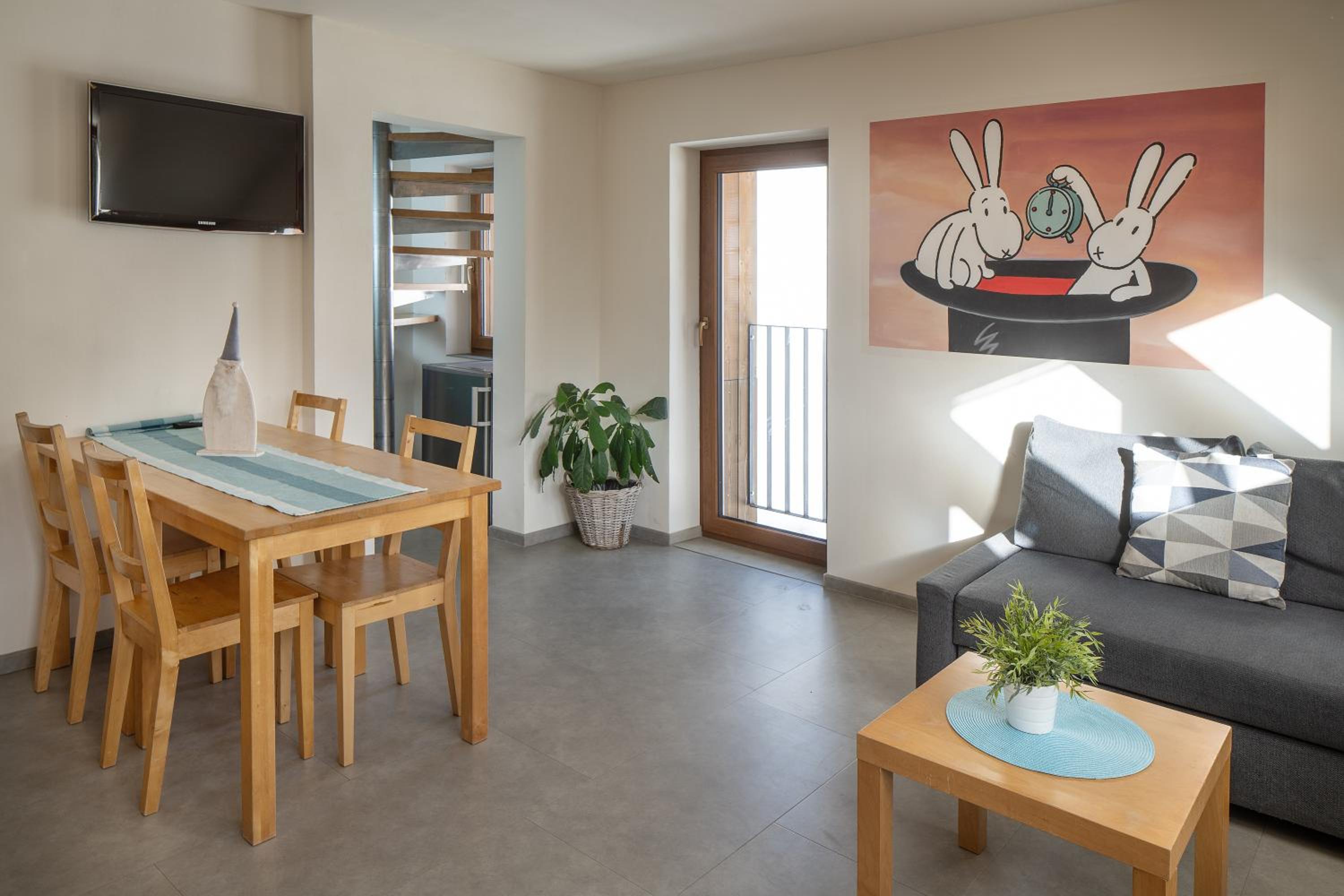 Maisonette photo 1