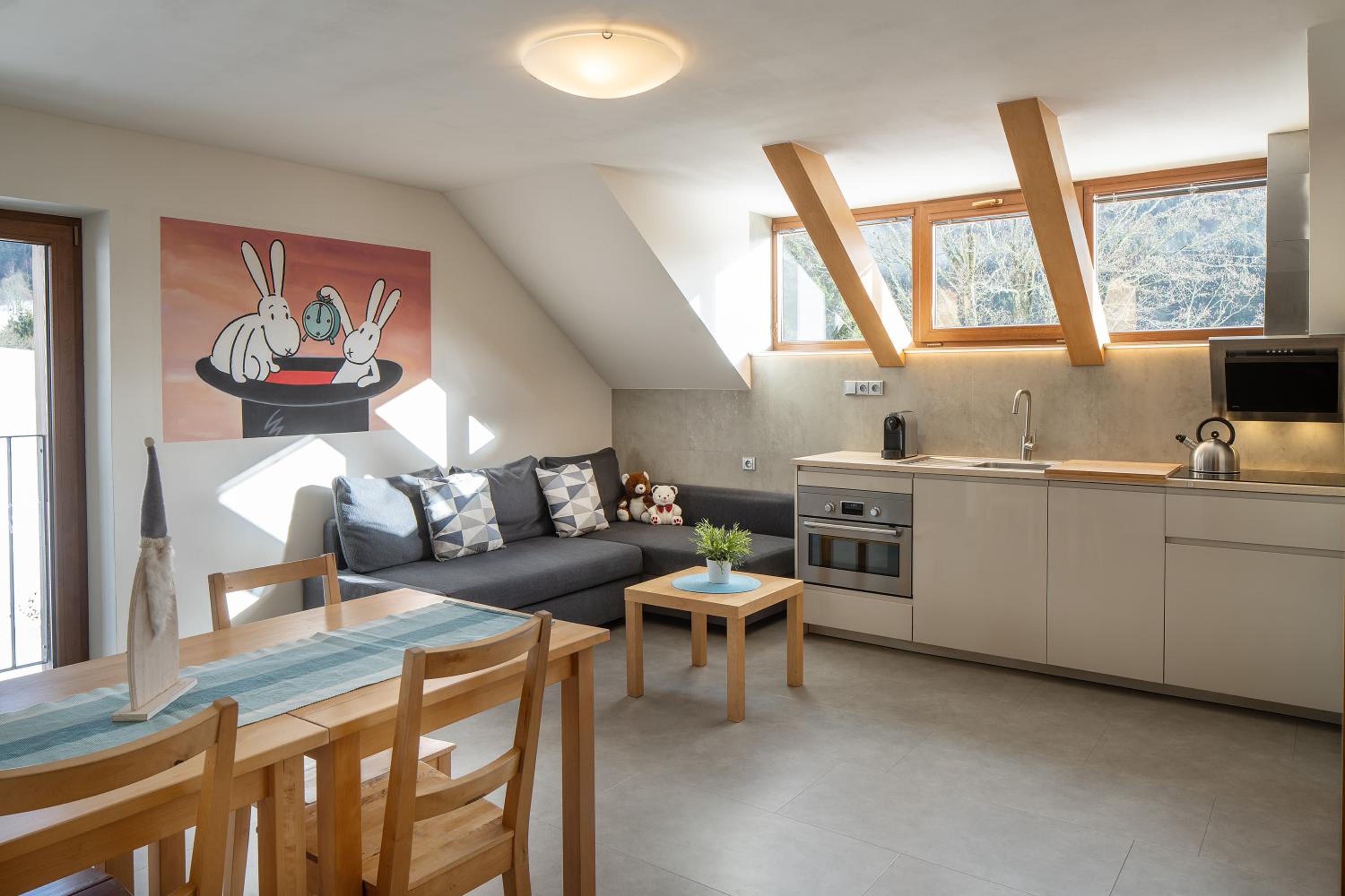 Maisonette photo 2
