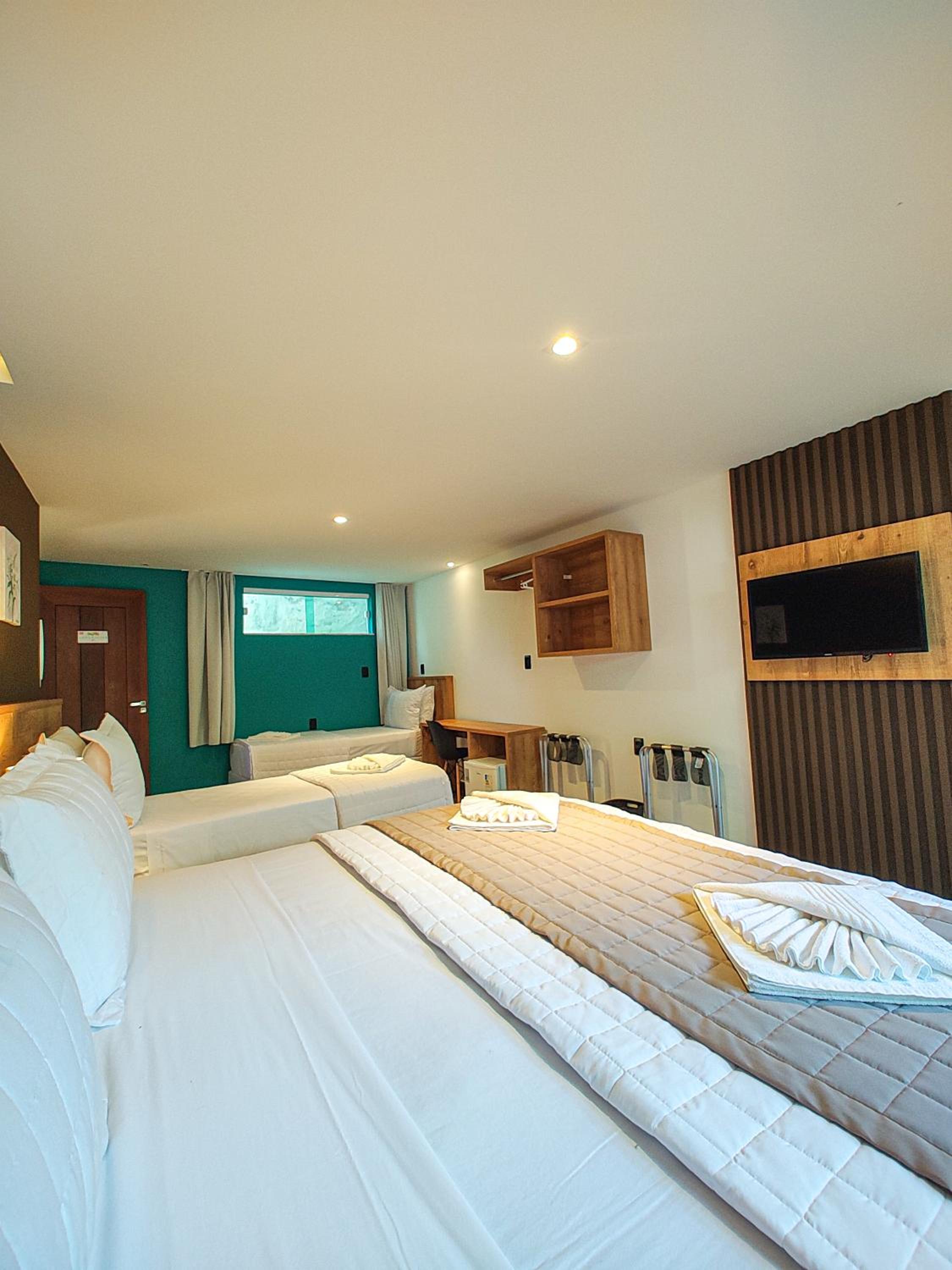 Quadruple Room with Balcony photo 3