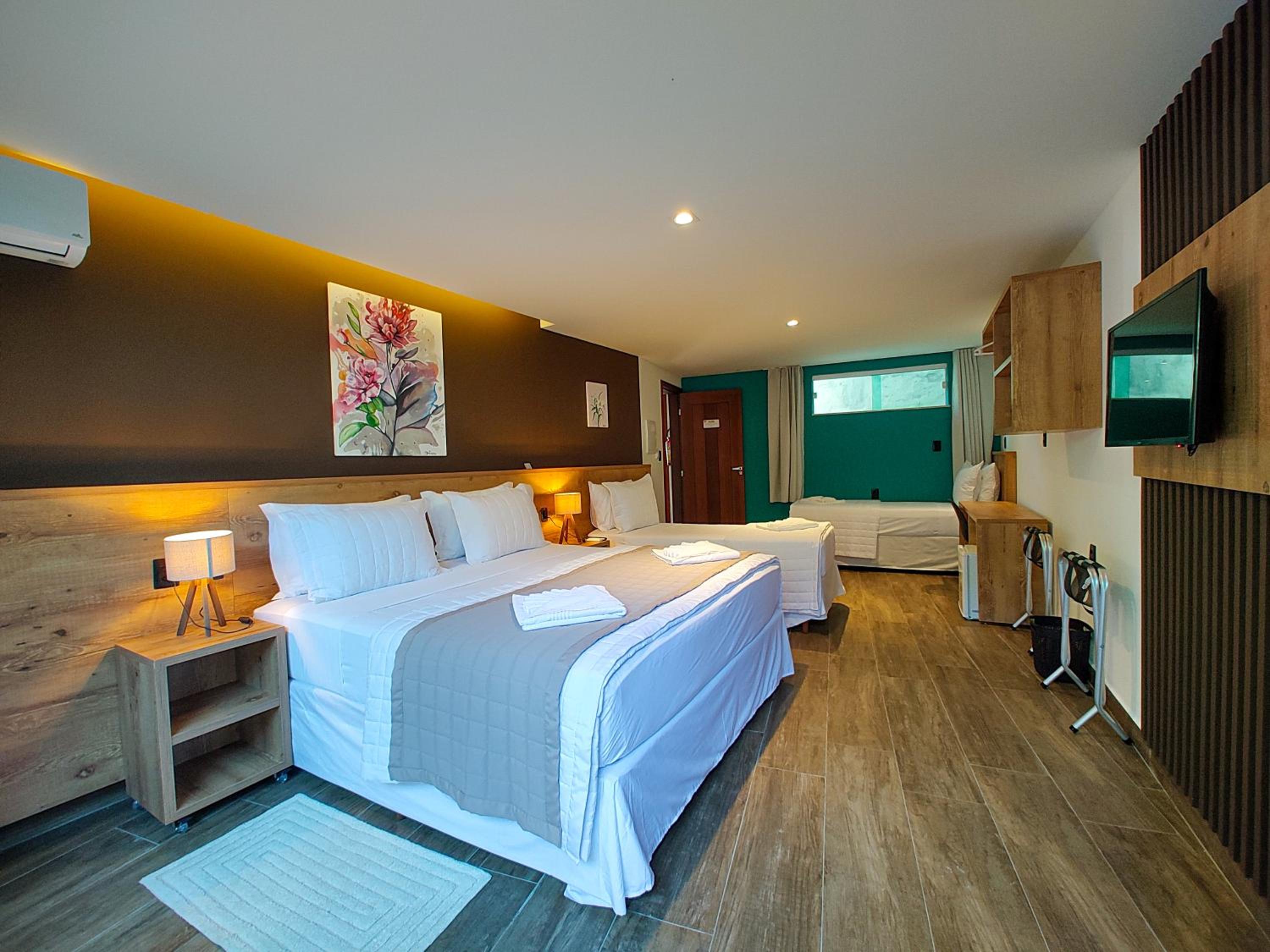 Quadruple Room with Balcony photo 1