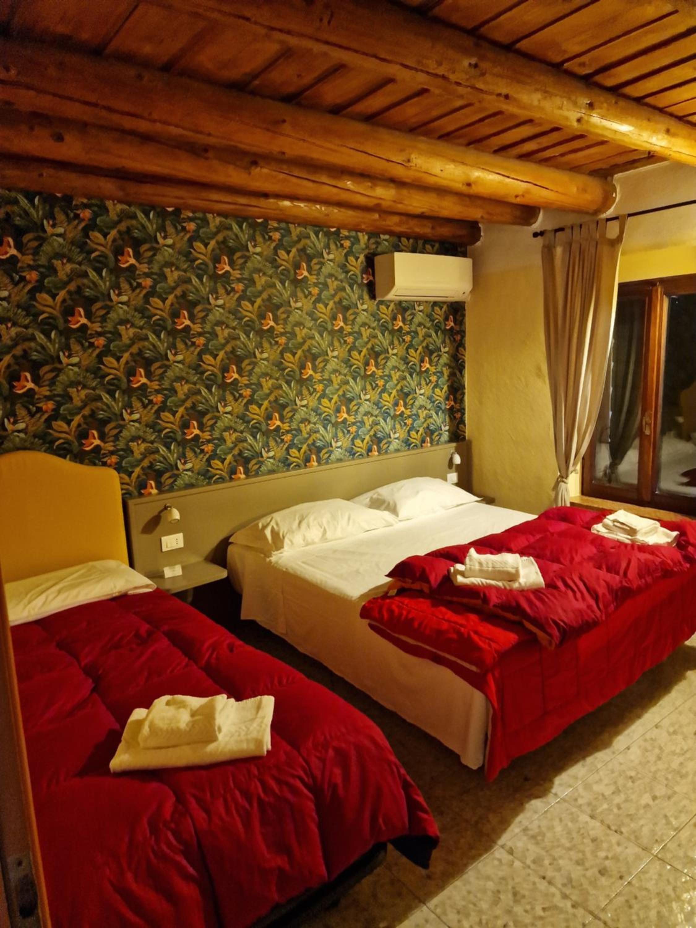 Double Room with Extra Bed photo 2