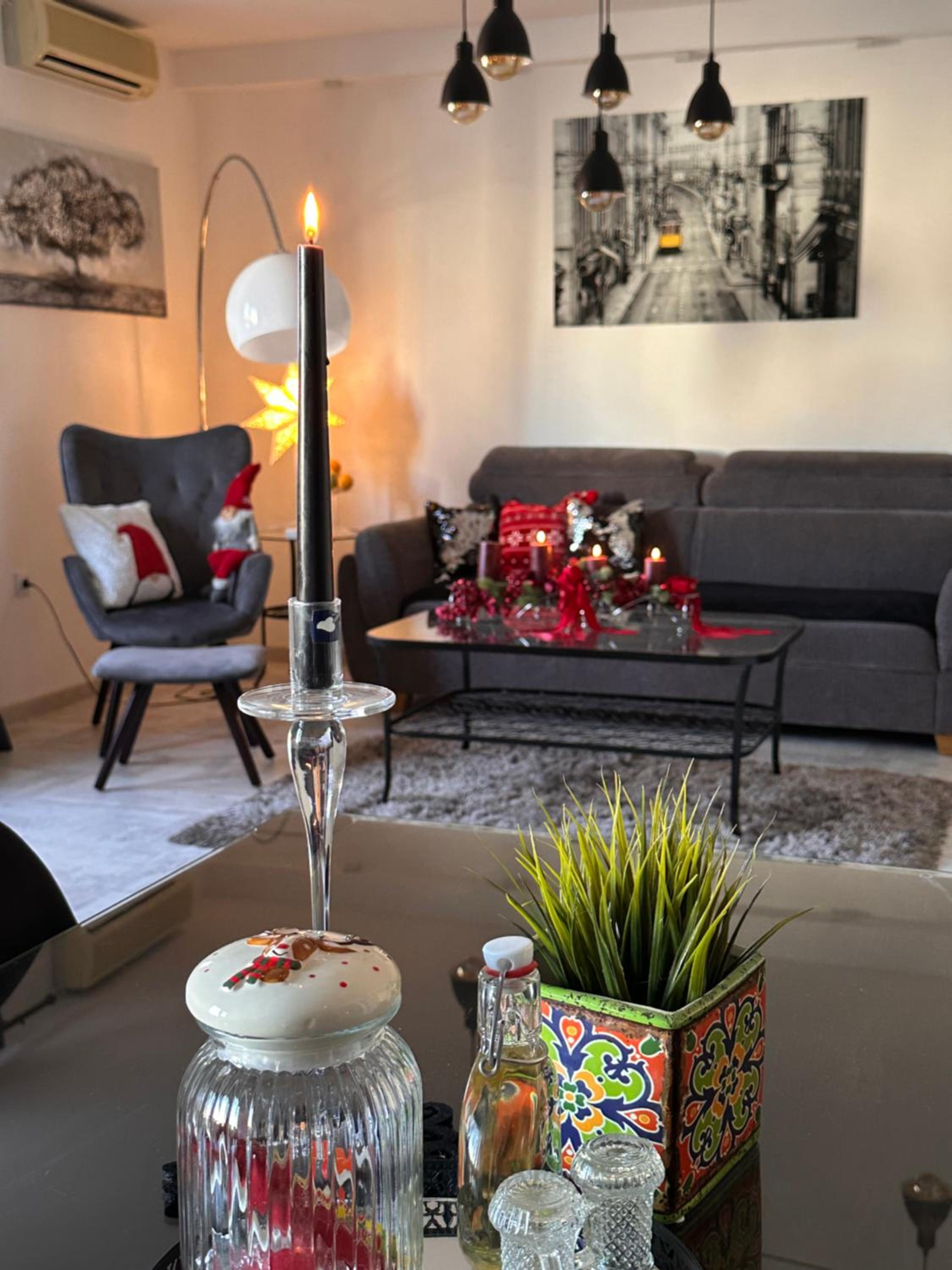 One-Bedroom Apartment - Photo 7