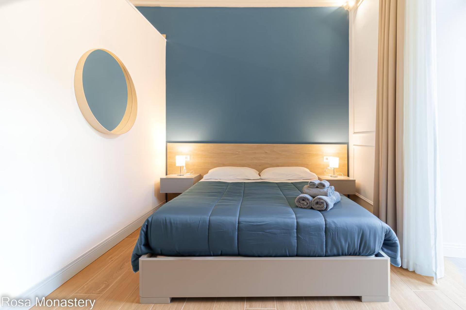 Queen Room with Garden View