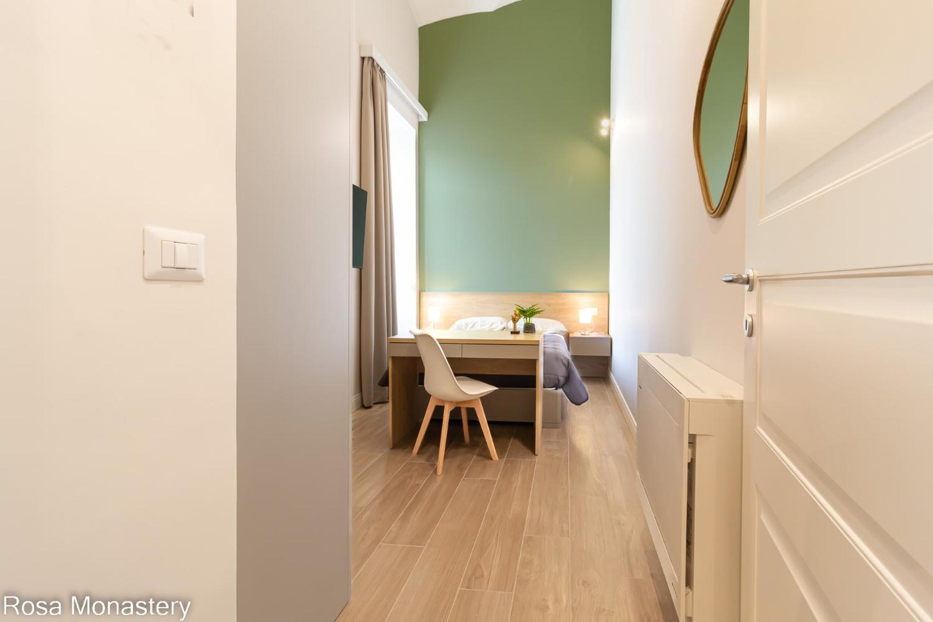 Three-Bedroom Deluxe Apartment