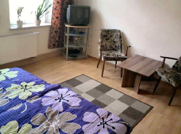 Two-Bedroom Apartment with Shower  photo 3