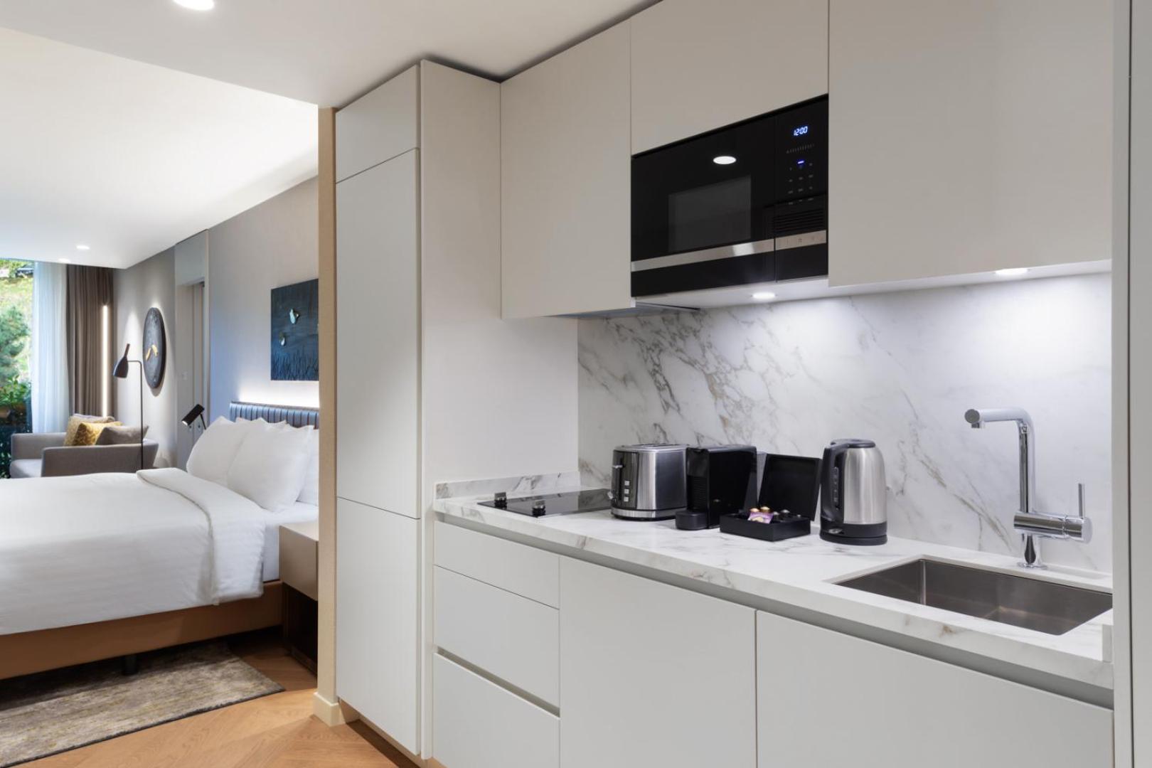 Studio Deluxe Apartment thumbnail 5