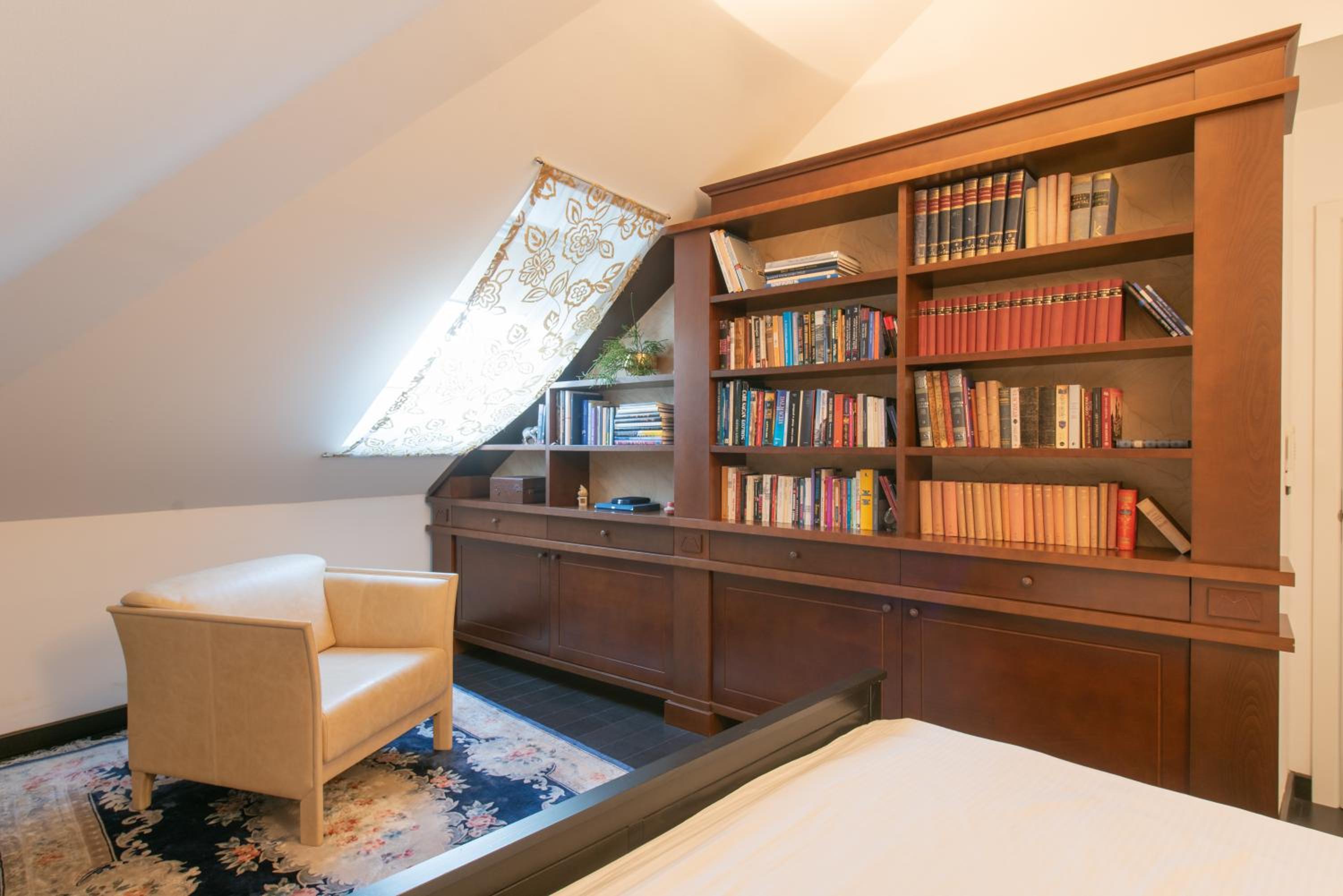 Penthouse Suite with Hot Tub Terrace and Old town view - Photo 6