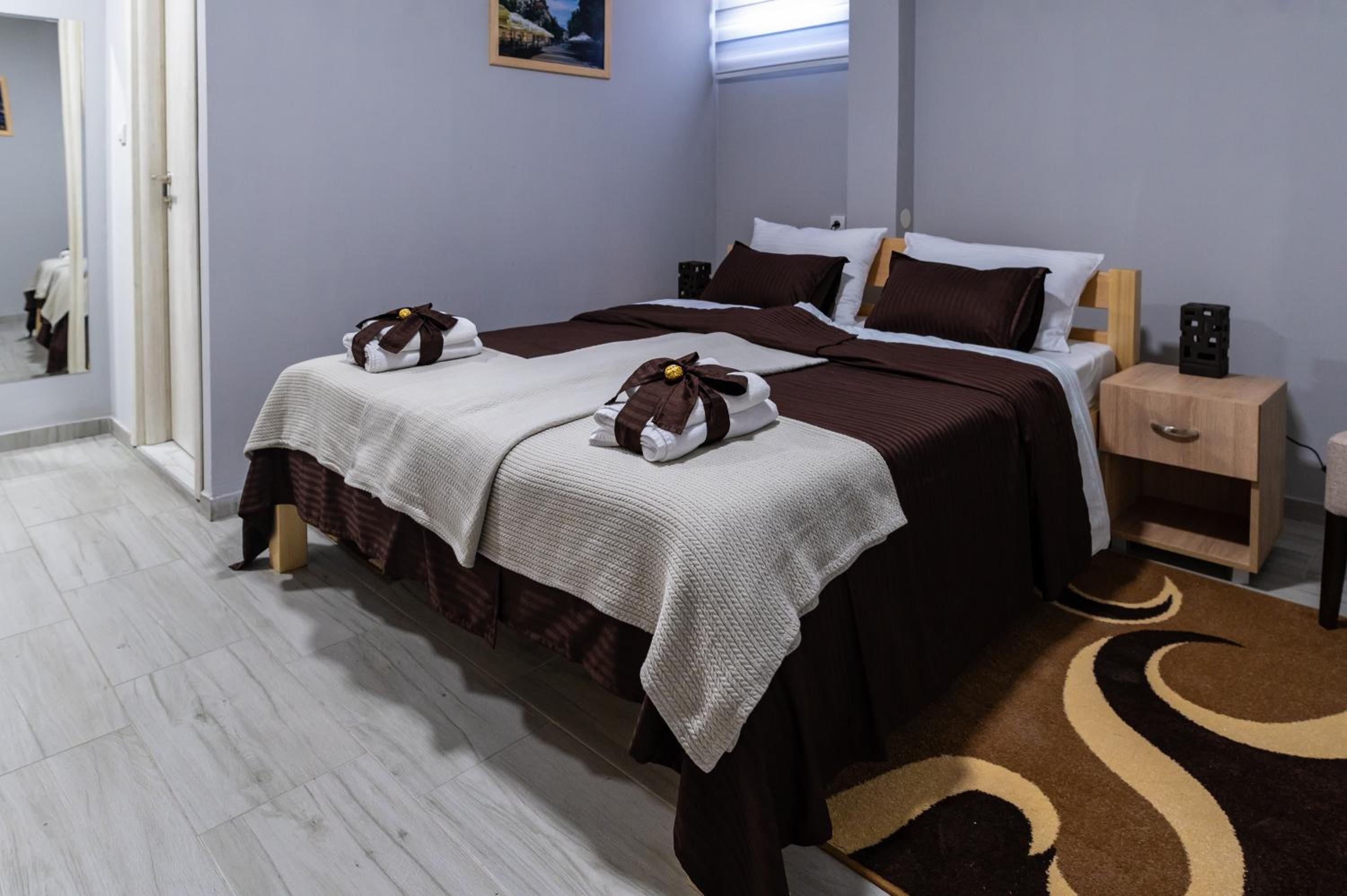 Double Room with Private Bathroom photo 2