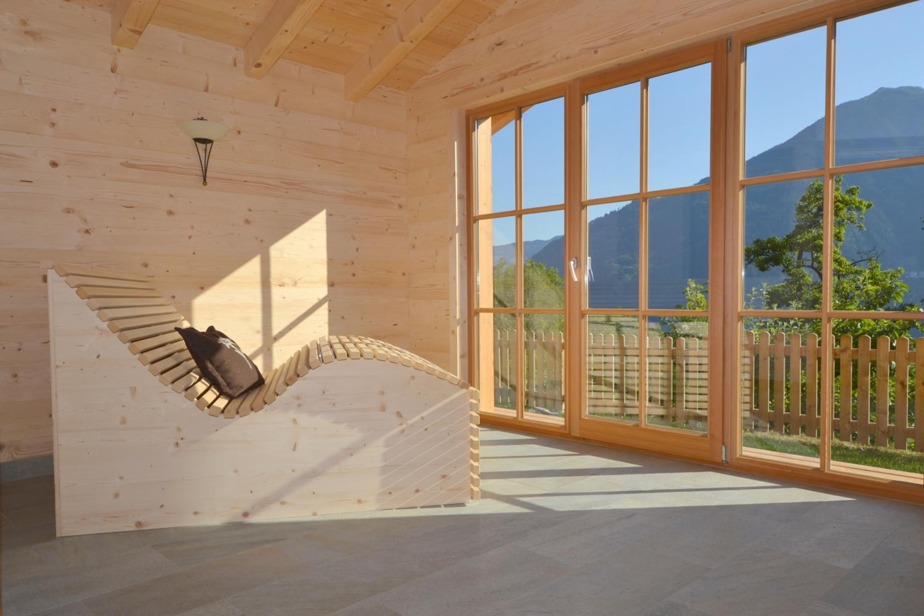 Superior Chalet with Hot Tub and Sauna photo 2
