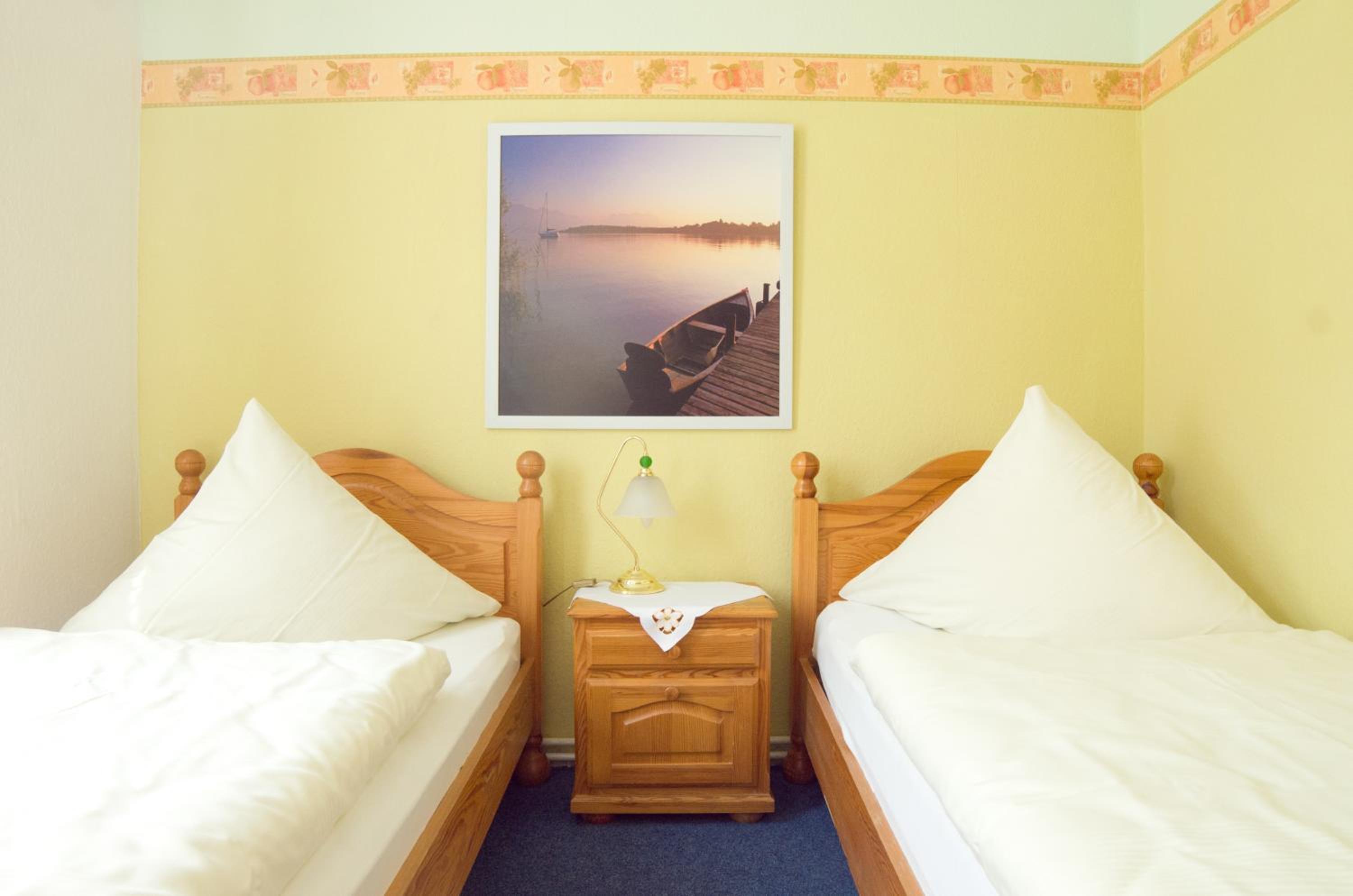 Double or Twin Room photo 3