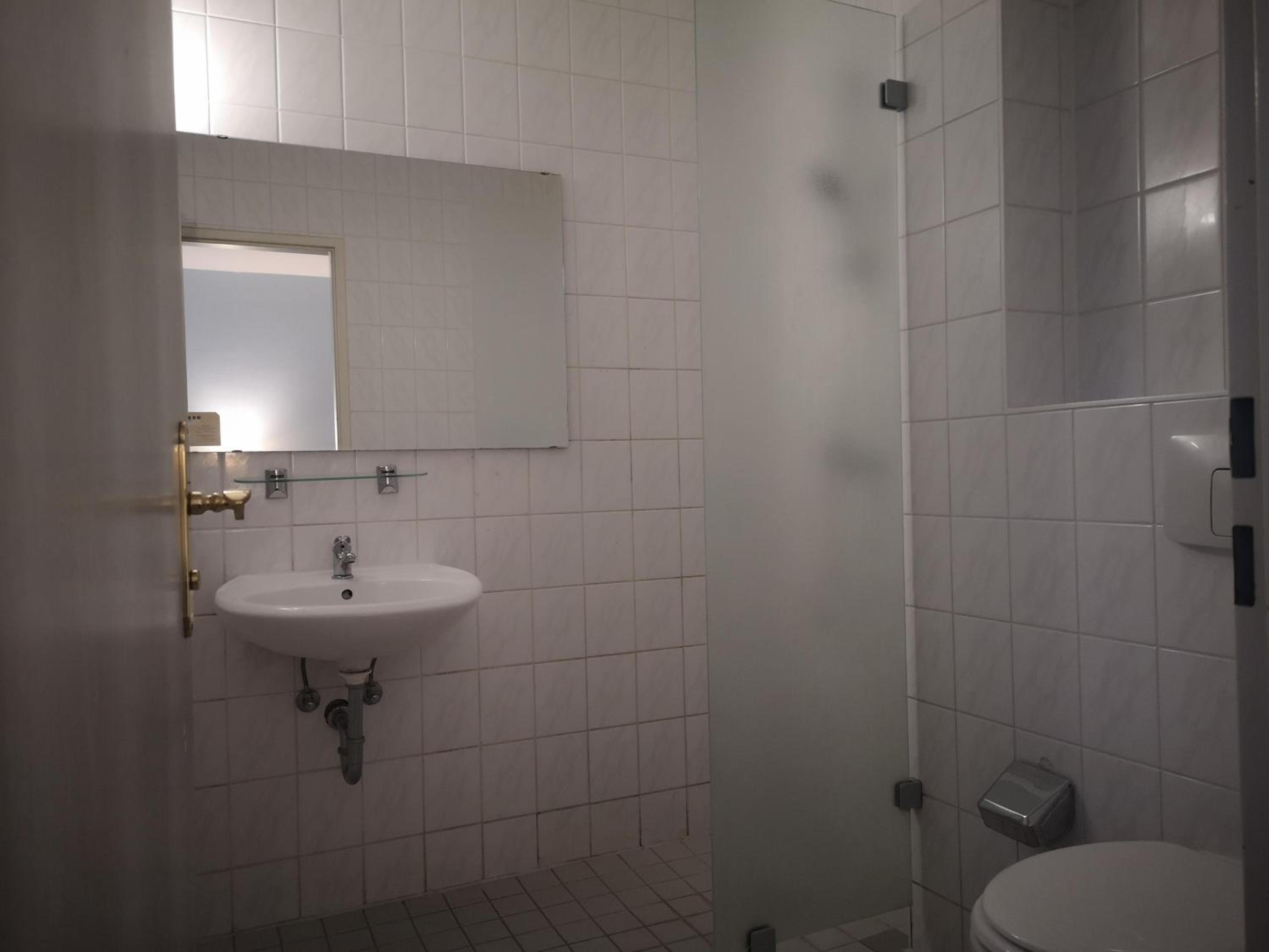 Quadruple Room With Private Bathroom photo 2