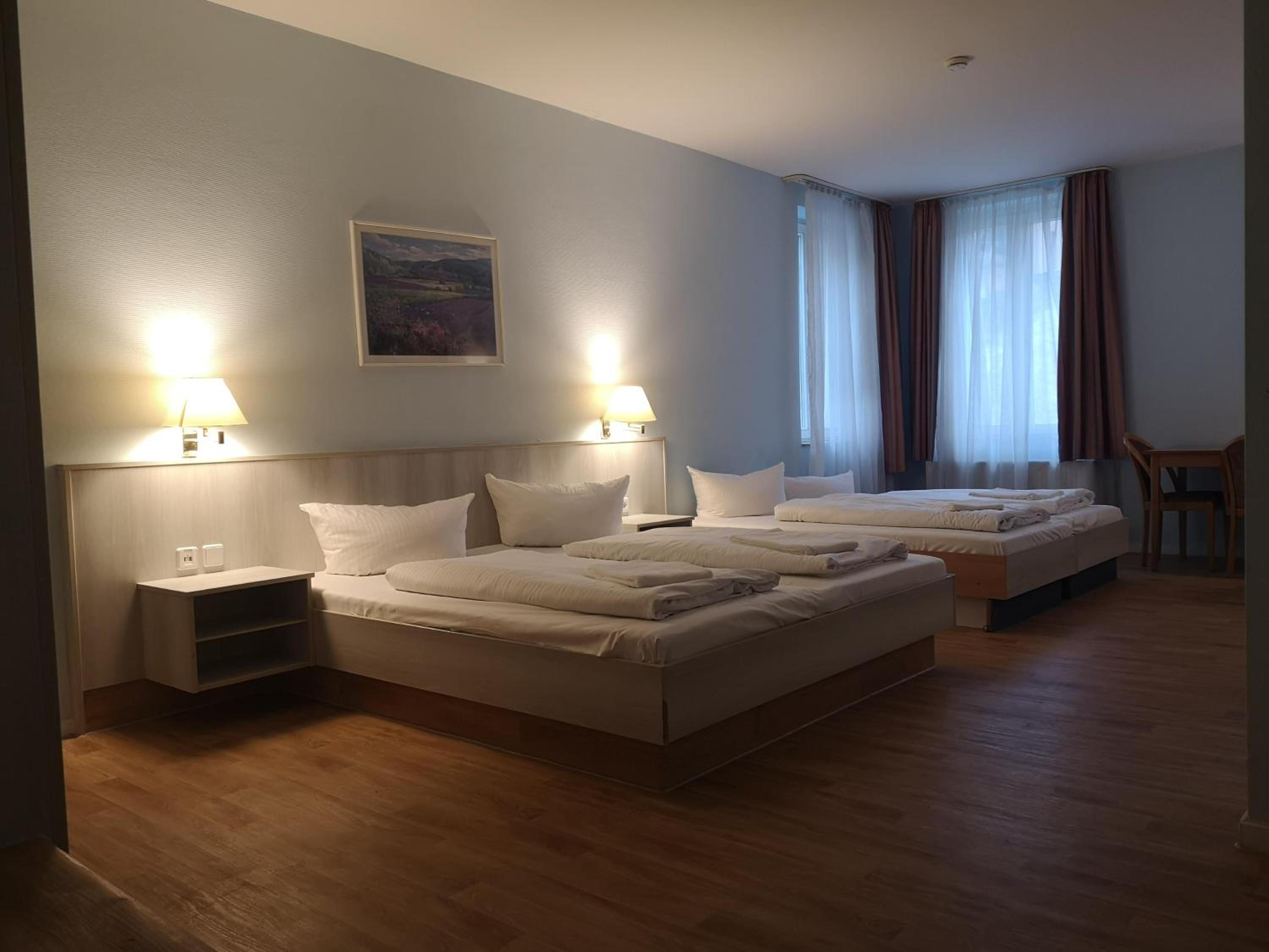 Quadruple Room With Private Bathroom photo 1
