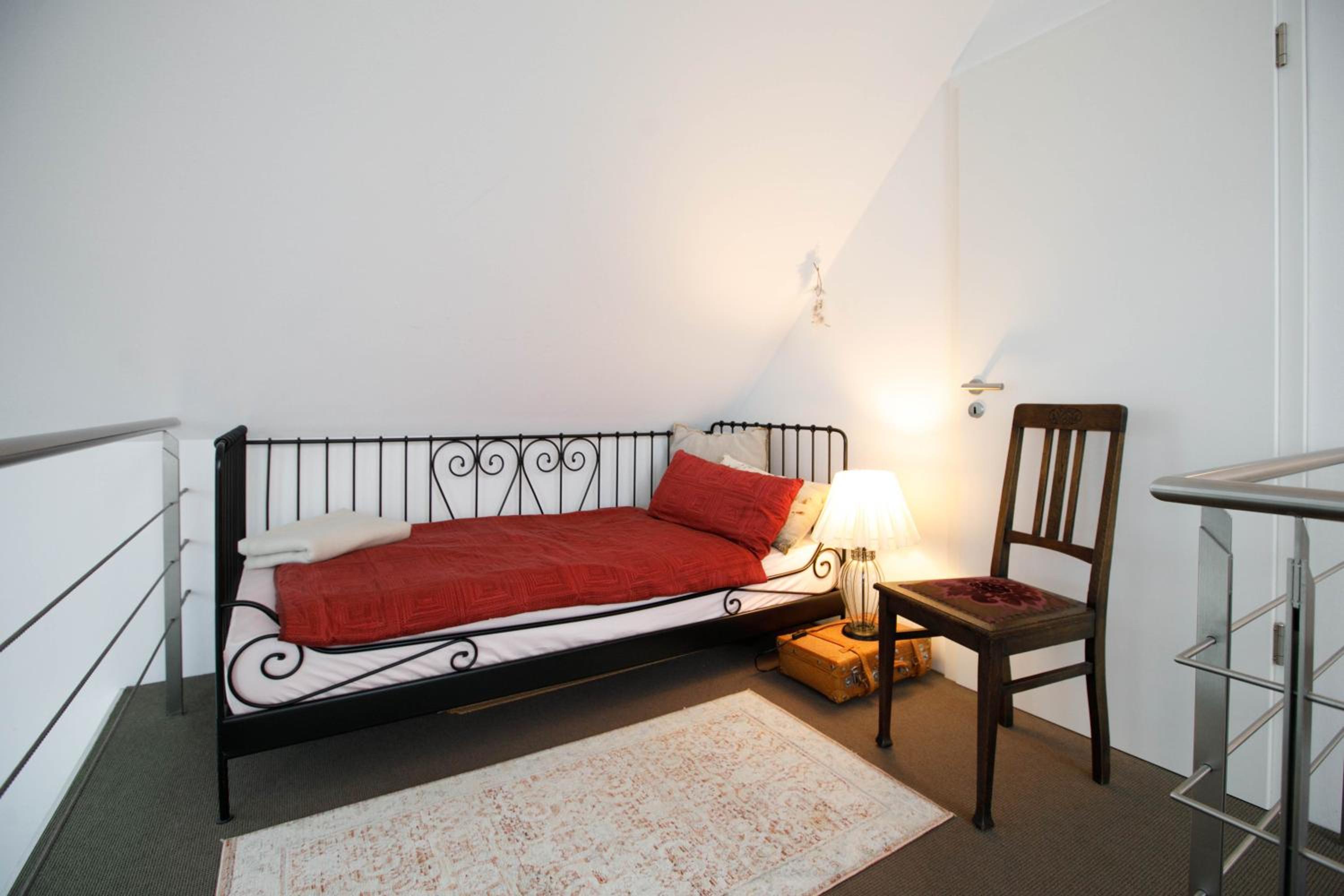 One-Bedroom House photo 1