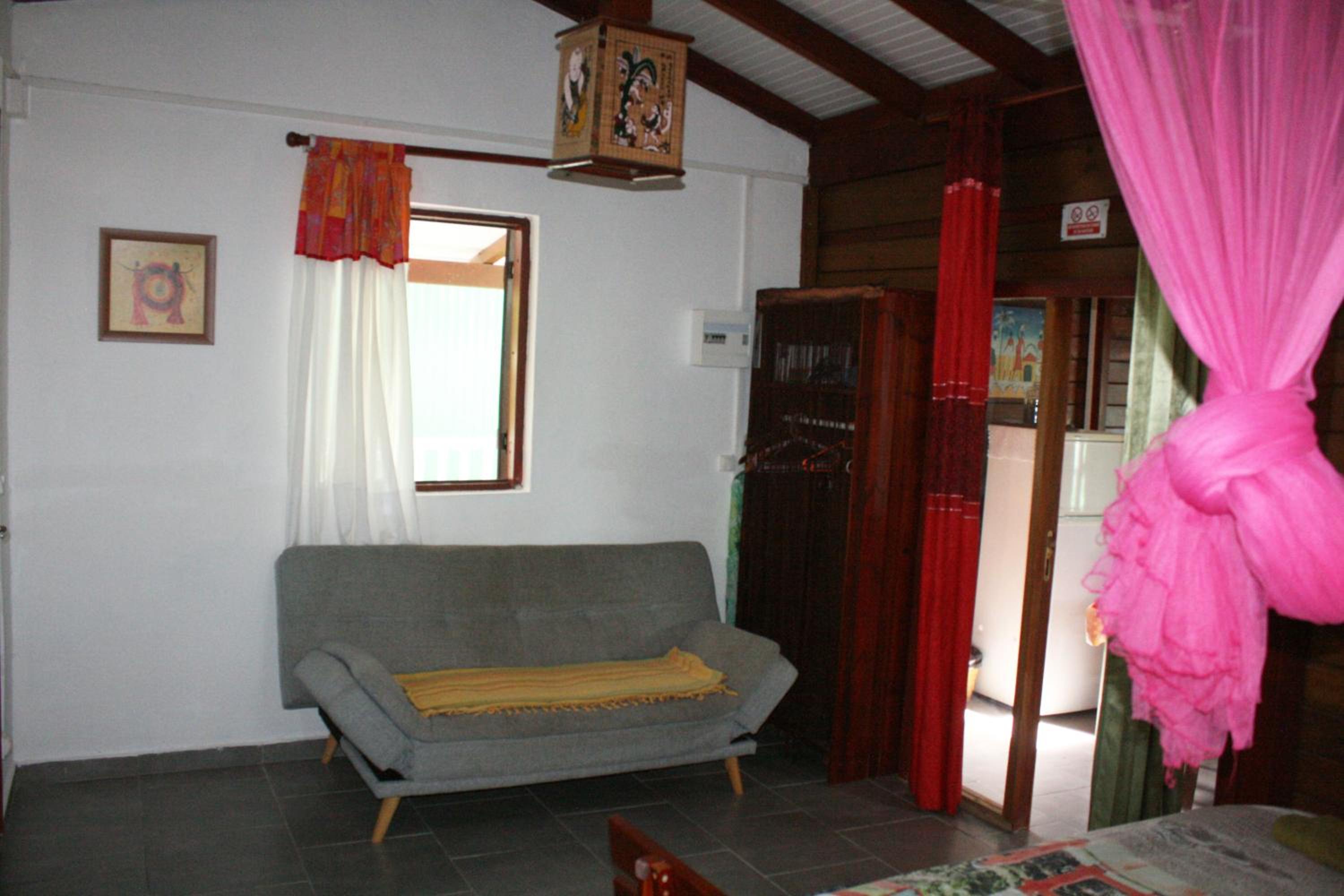 One-Bedroom House photo 3