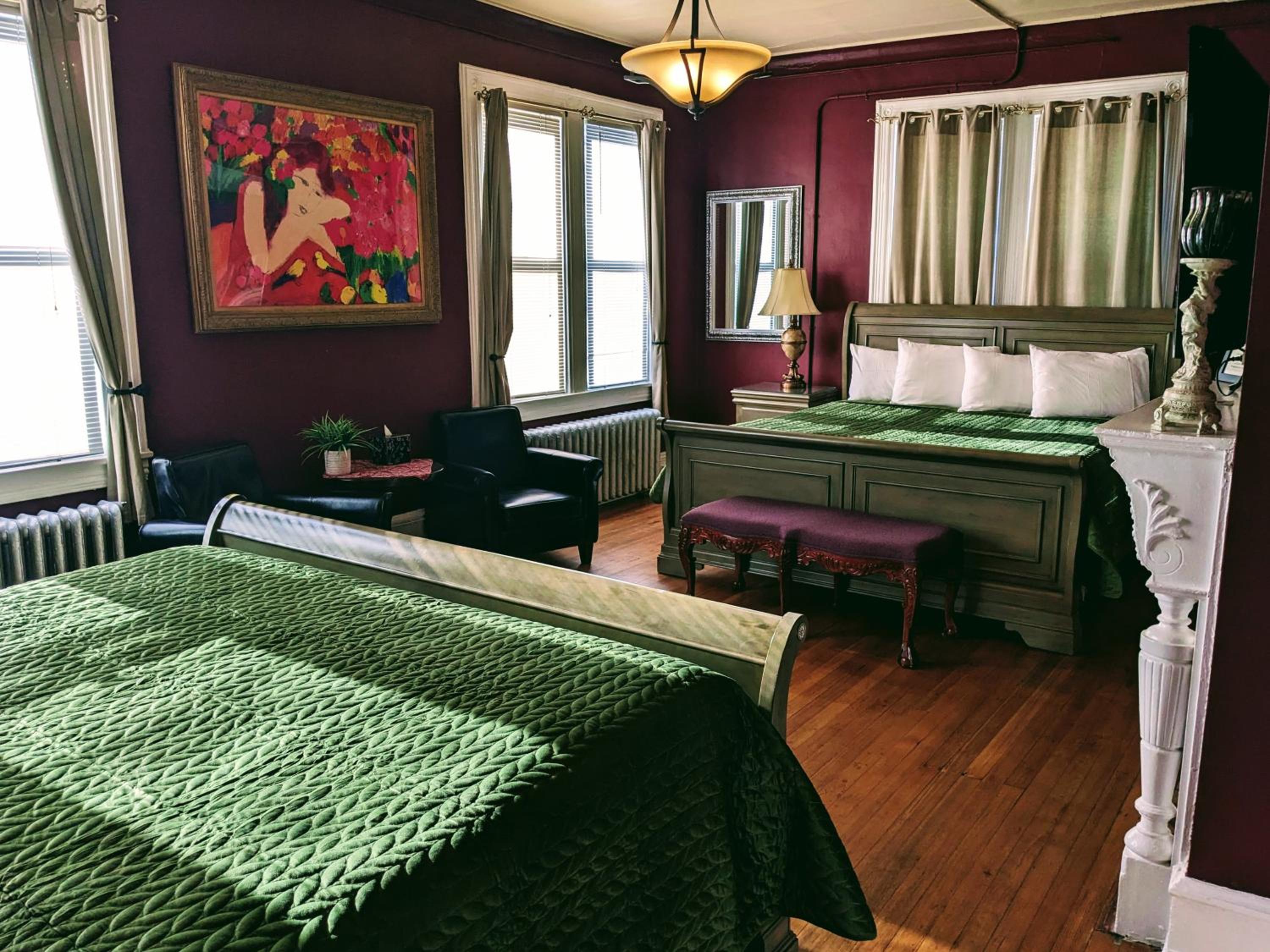 Superior King Room - Photo 2