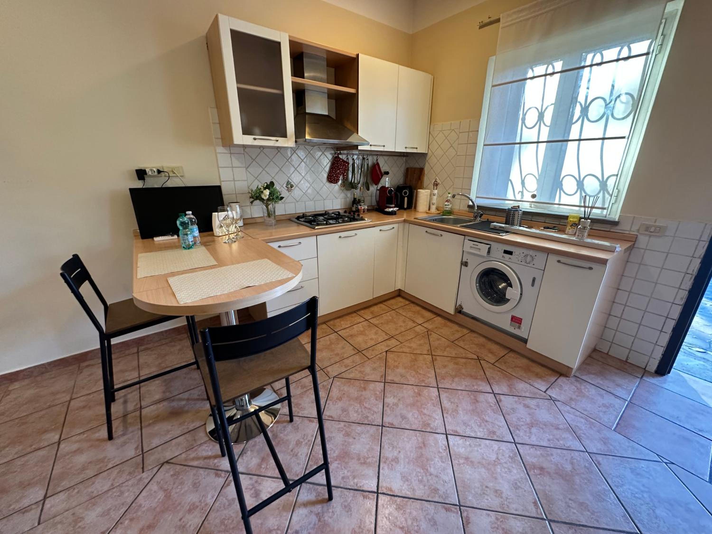 Apartment - Ground Floor photo 2