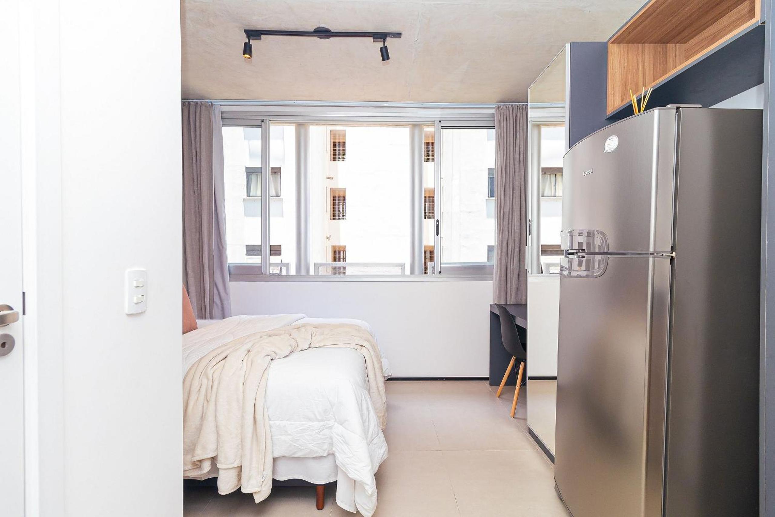 Studio Apartment - Photo 15