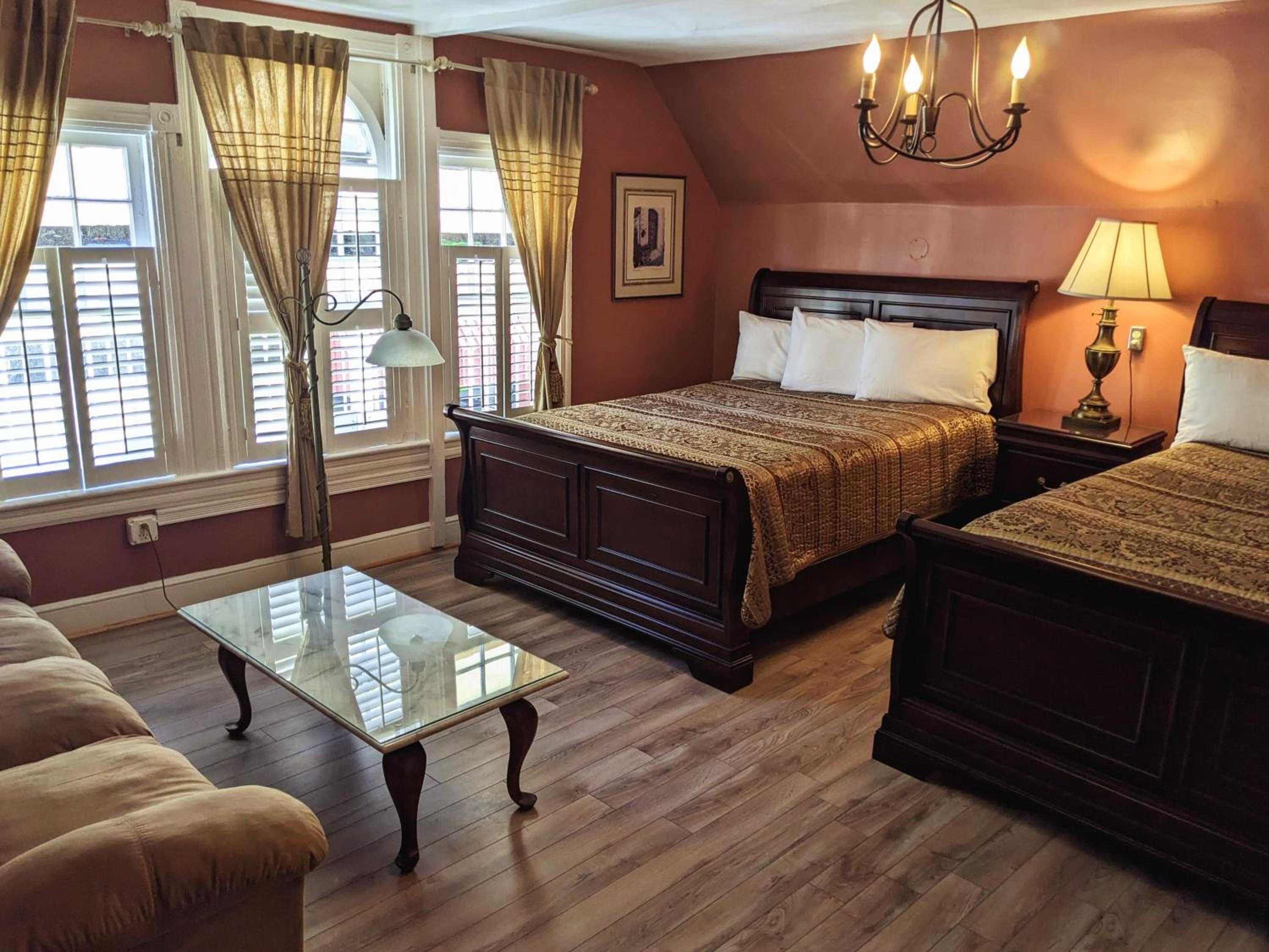 Superior Queen Room - Photo 10