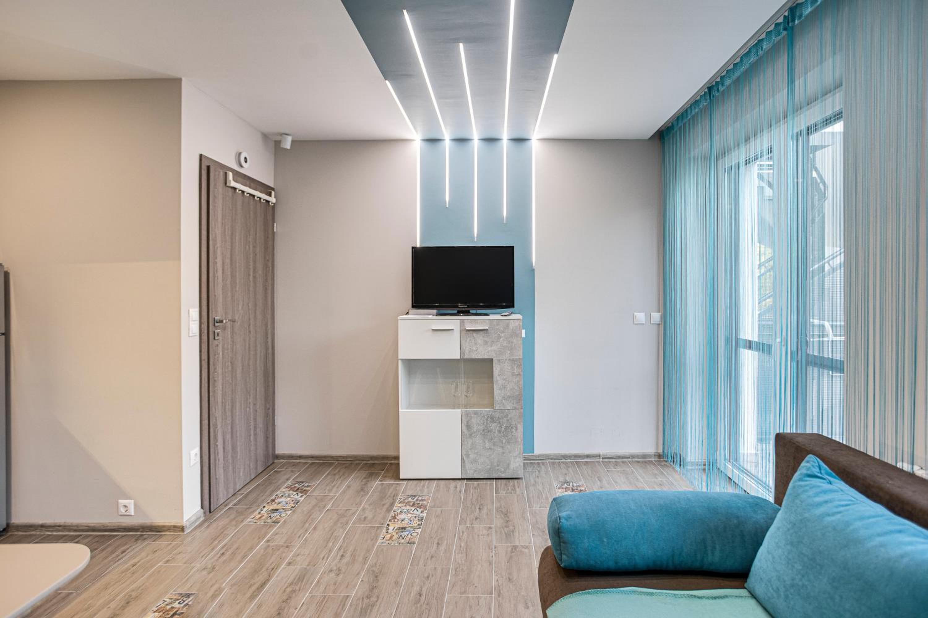 One-Bedroom Apartment - Photo 38