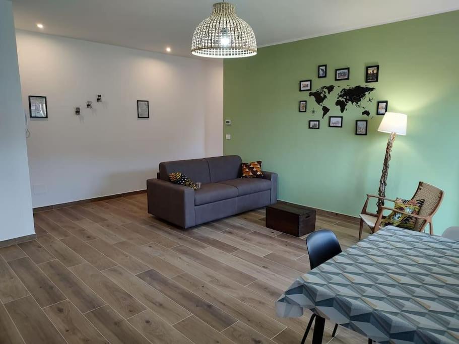 One-Bedroom Apartment photo 3