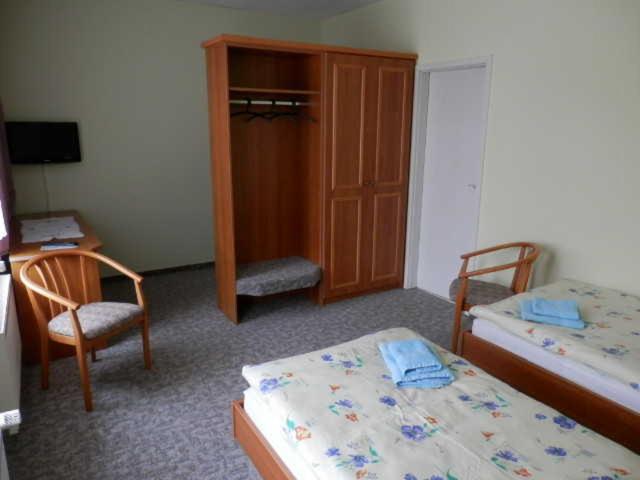 Double or Twin Room with Shower photo 2