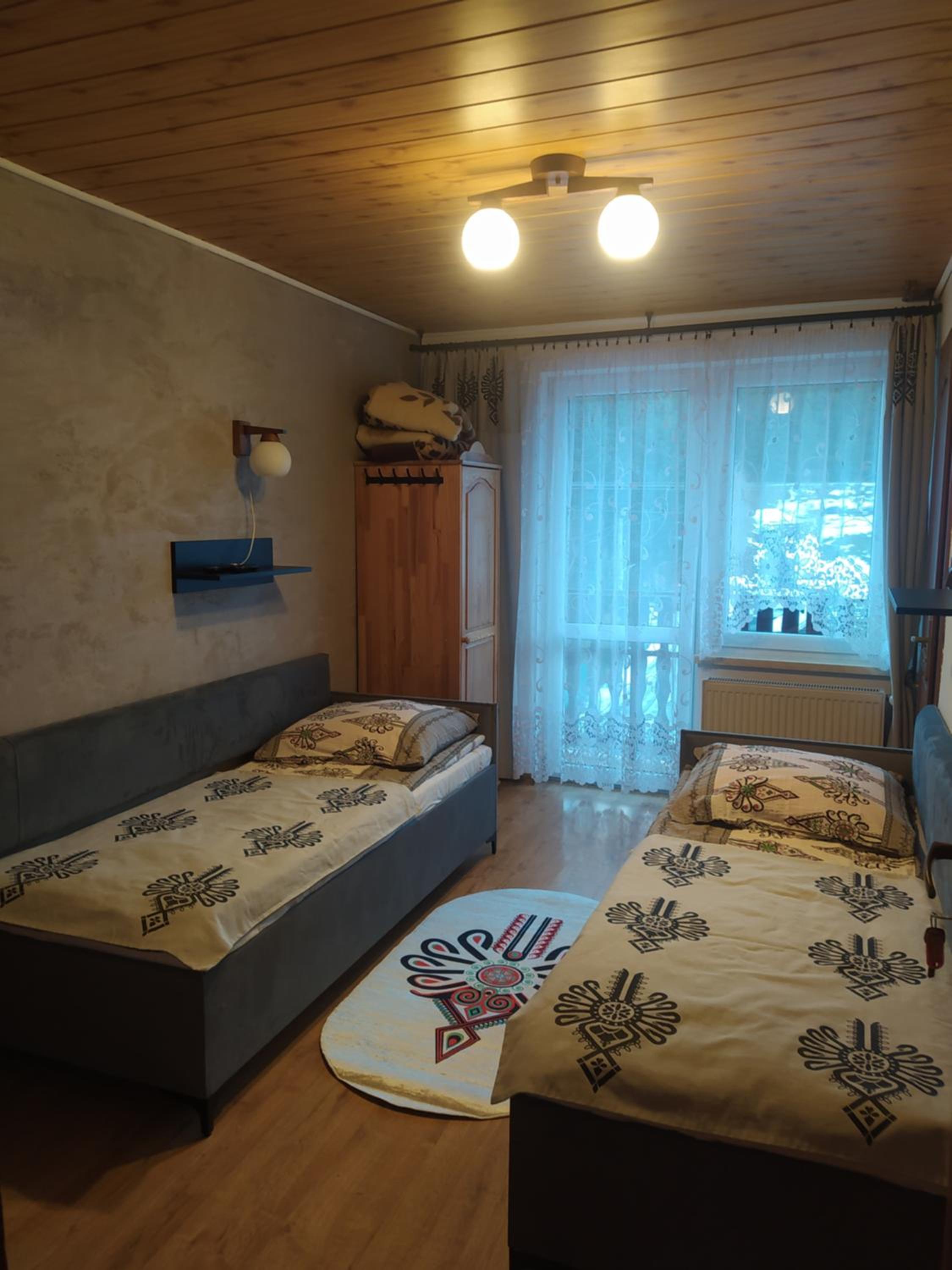 Twin Room with Bathroom photo 1