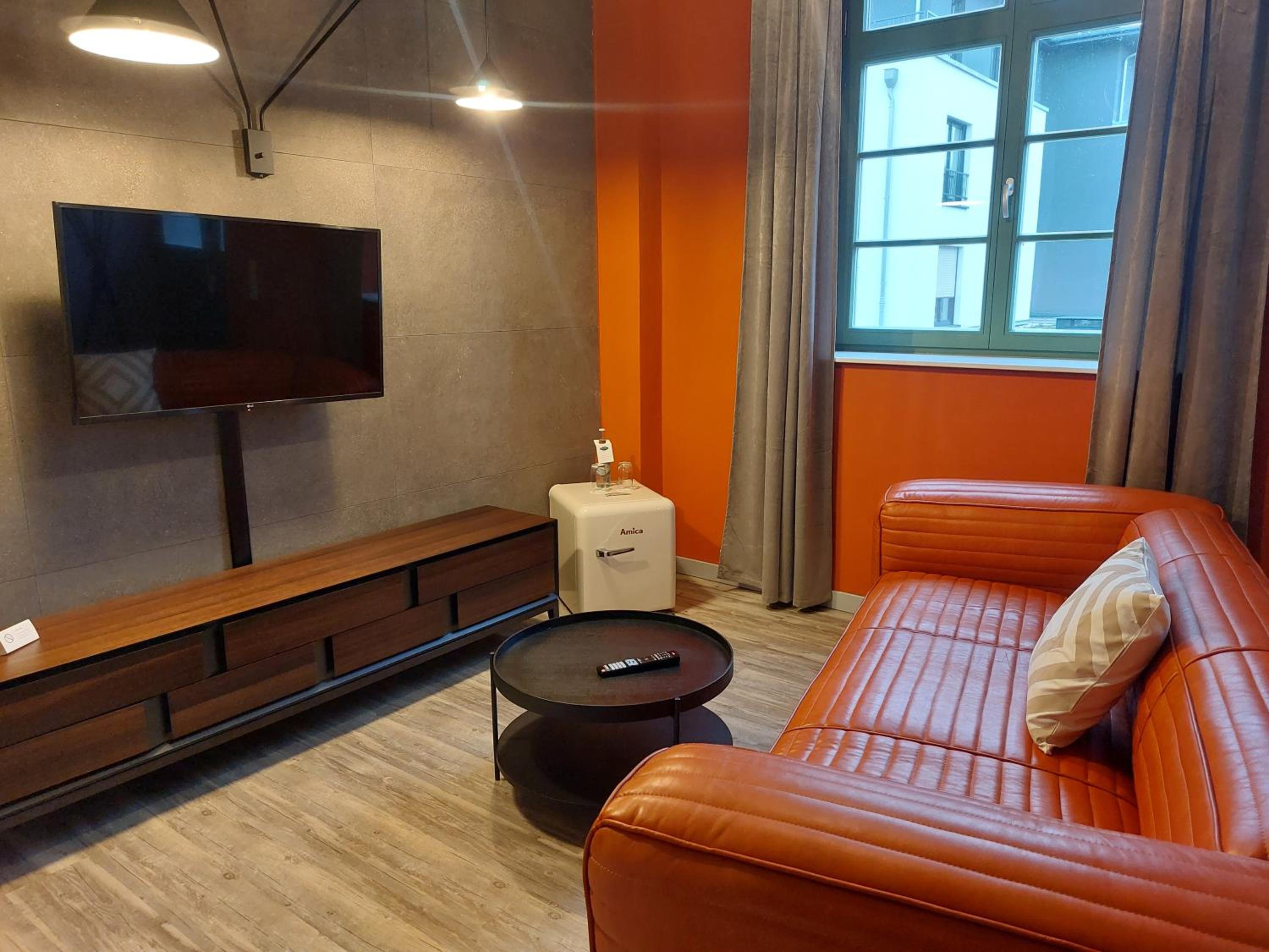 Large Double Room