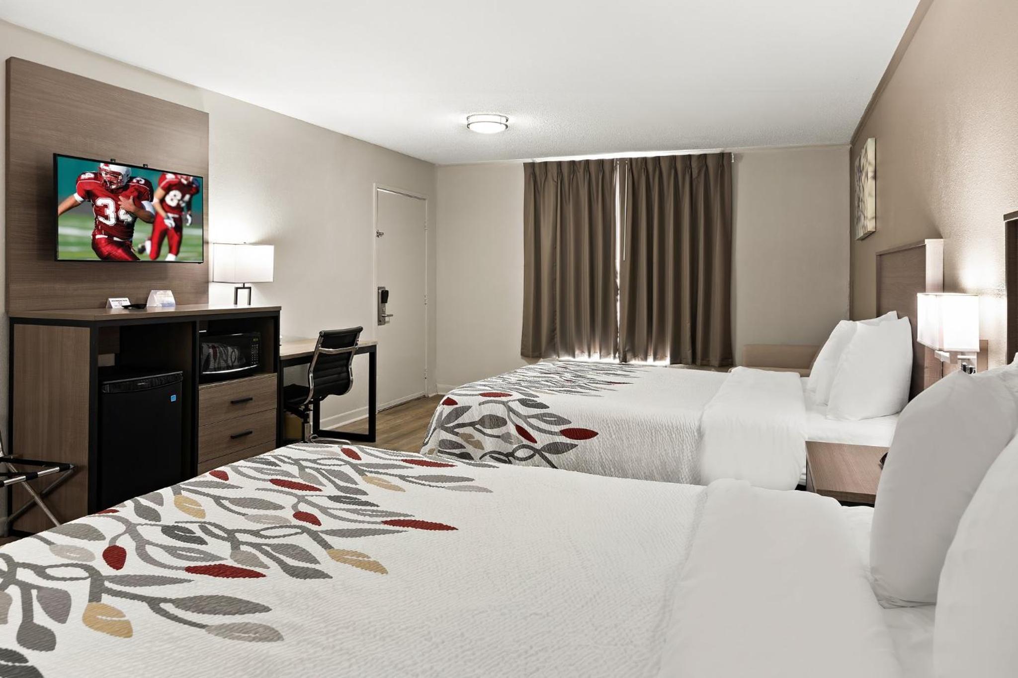 Suite with Two Queen Beds Non-Smoking photo 3