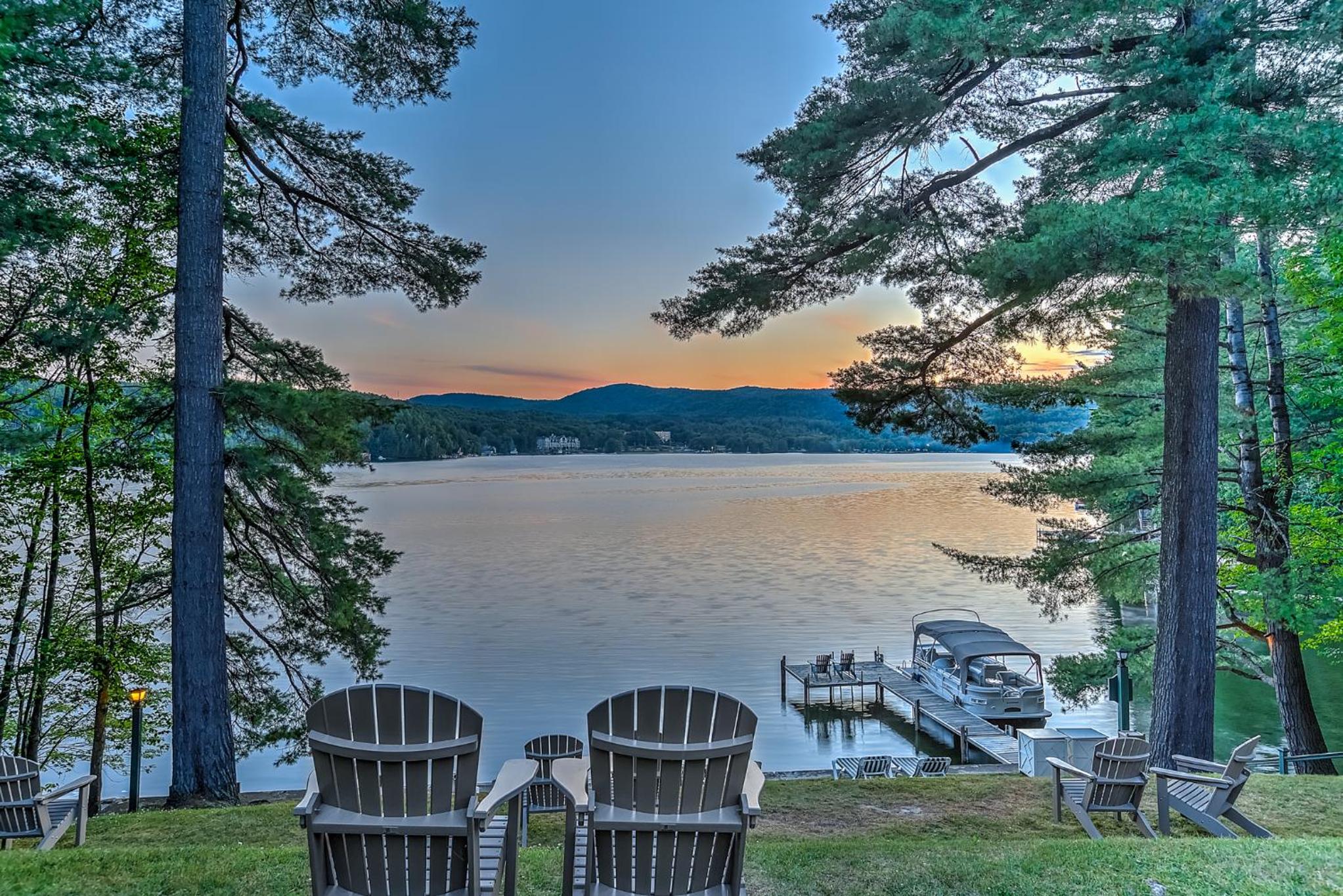 Classic Room with Lake View, Massawippi Pavilion