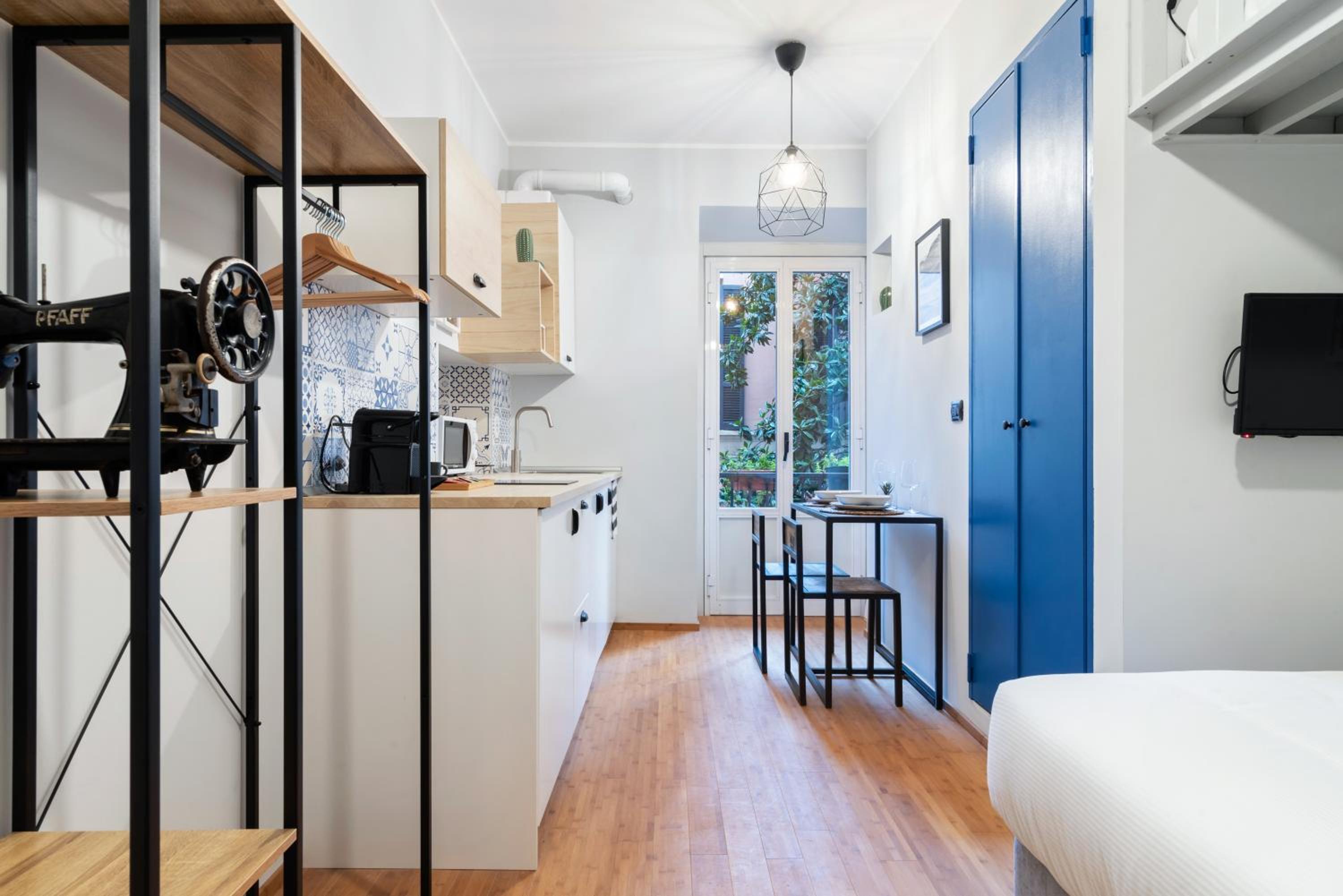 One-Bedroom Apartment