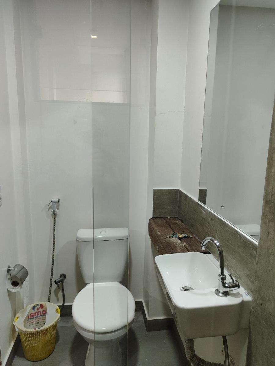 Large Double Room - Photo 6