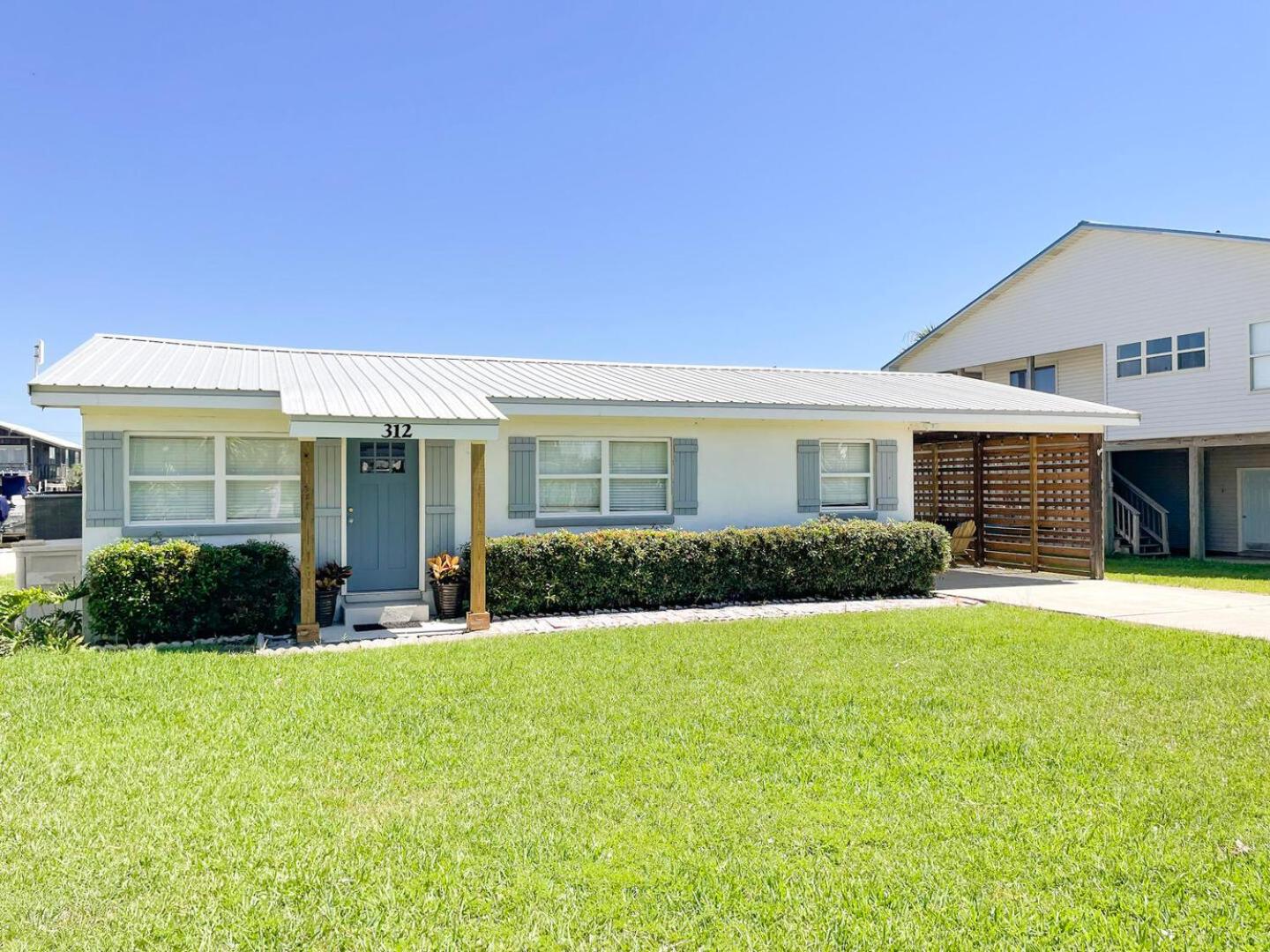 Two-Bedroom House photo 1