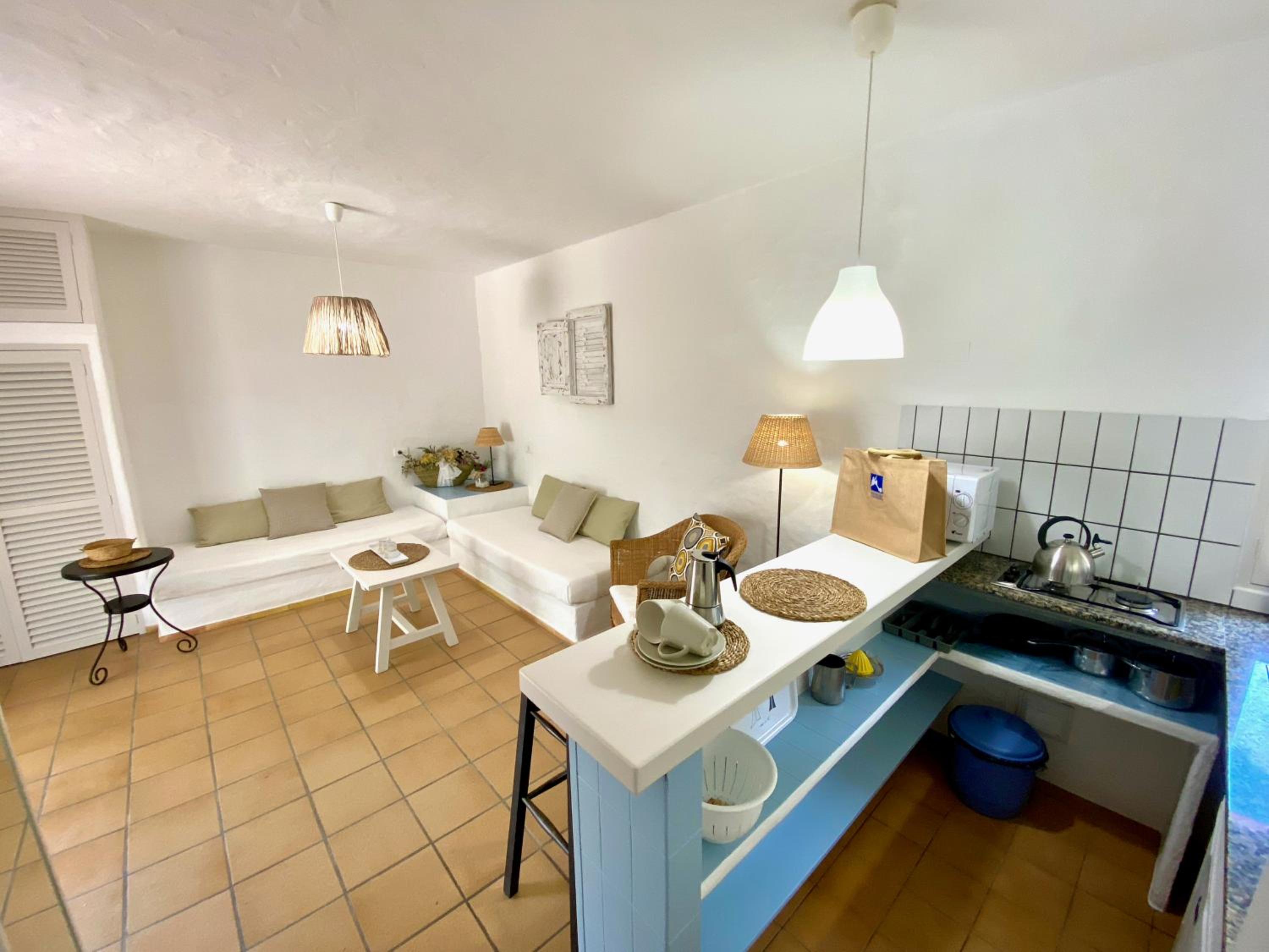 One-Bedroom Apartment - Photo 44