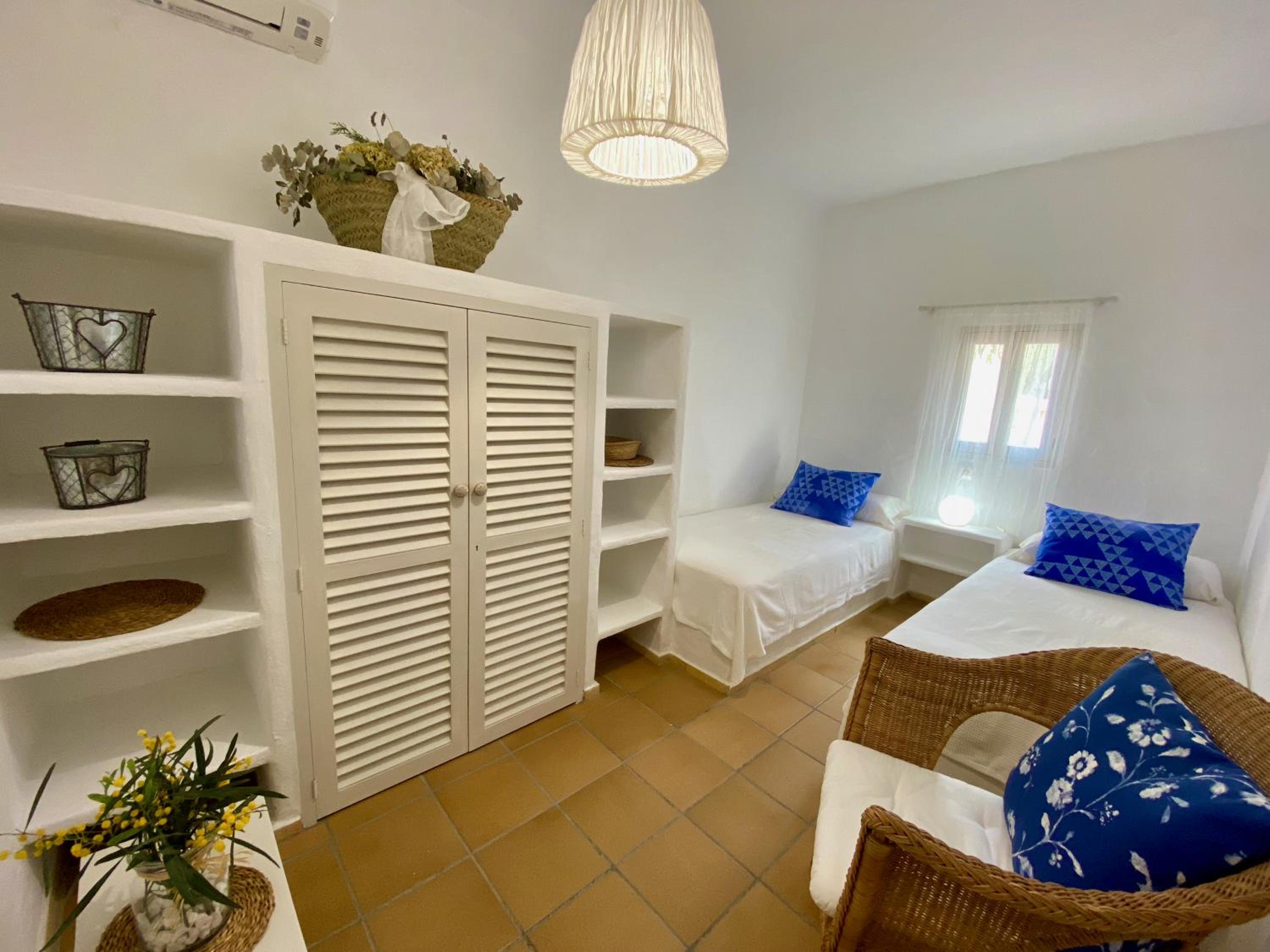 Two-Bedroom Apartment - Photo 37