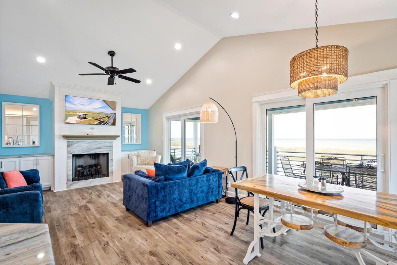 Three-Bedroom House photo 2