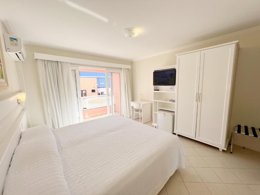 Double or Twin Room - Photo 1