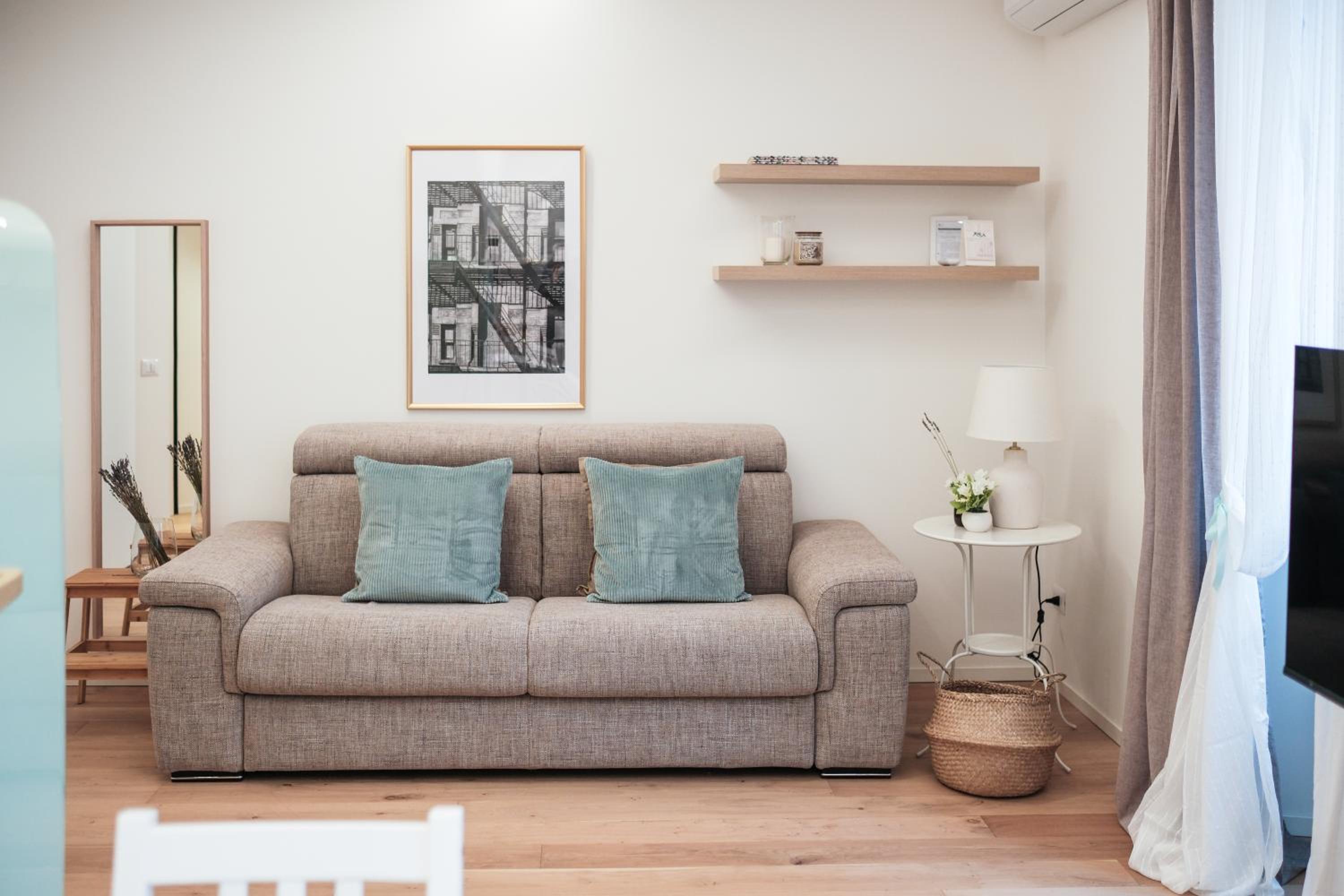 Studio Apartment
