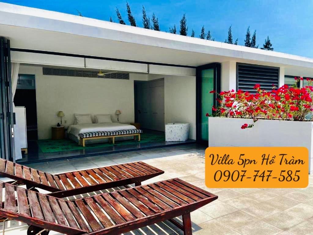 Villa photo 3