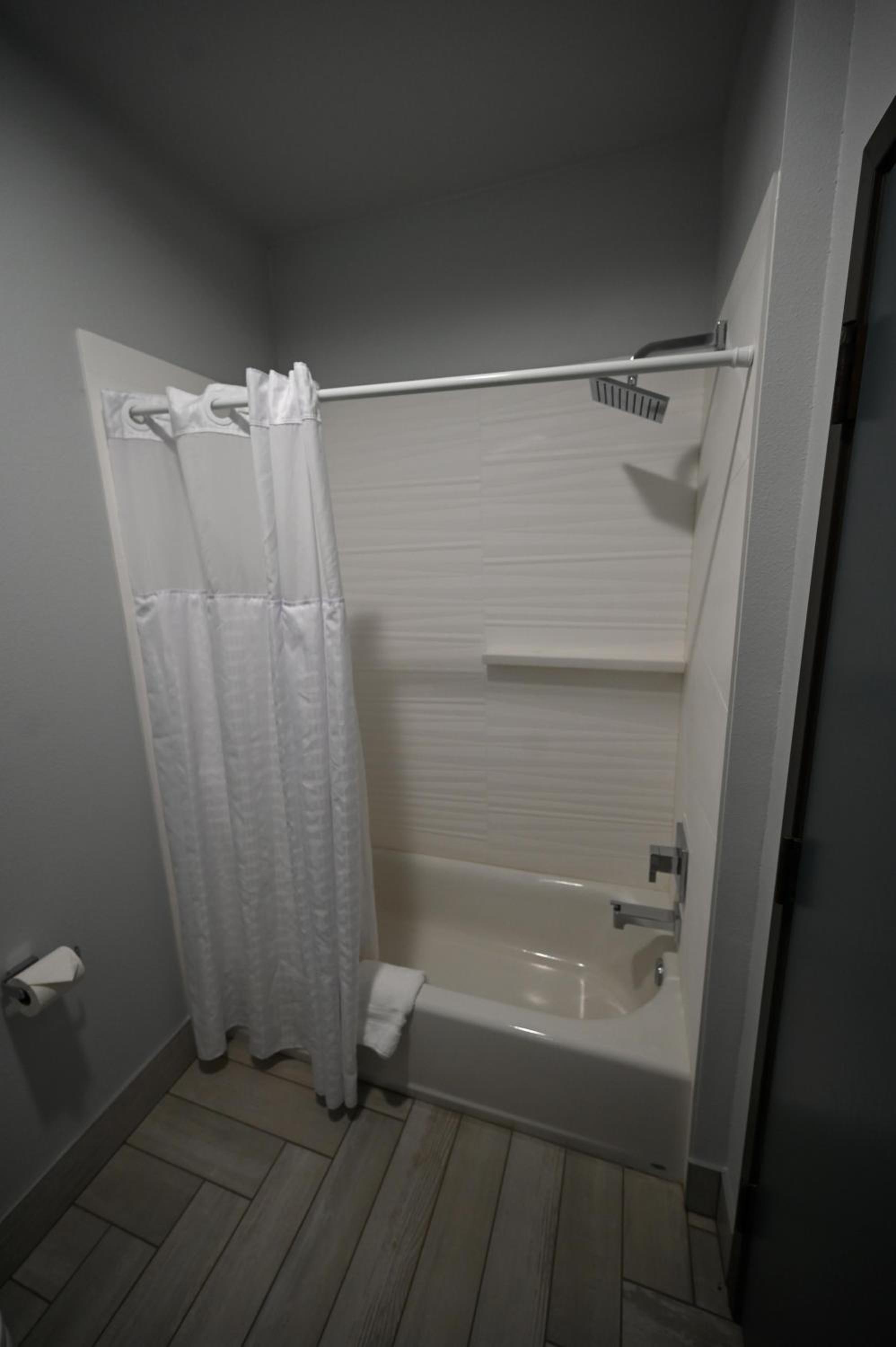 Queen Room with Two Queen Beds - Non Smoking