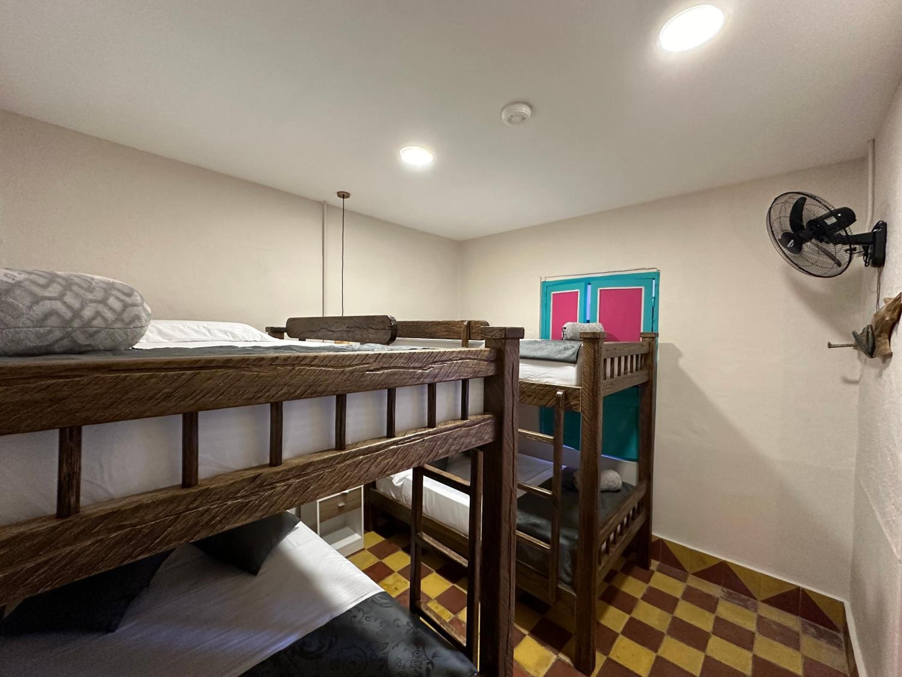 Family Room With Private Bathroom photo 2