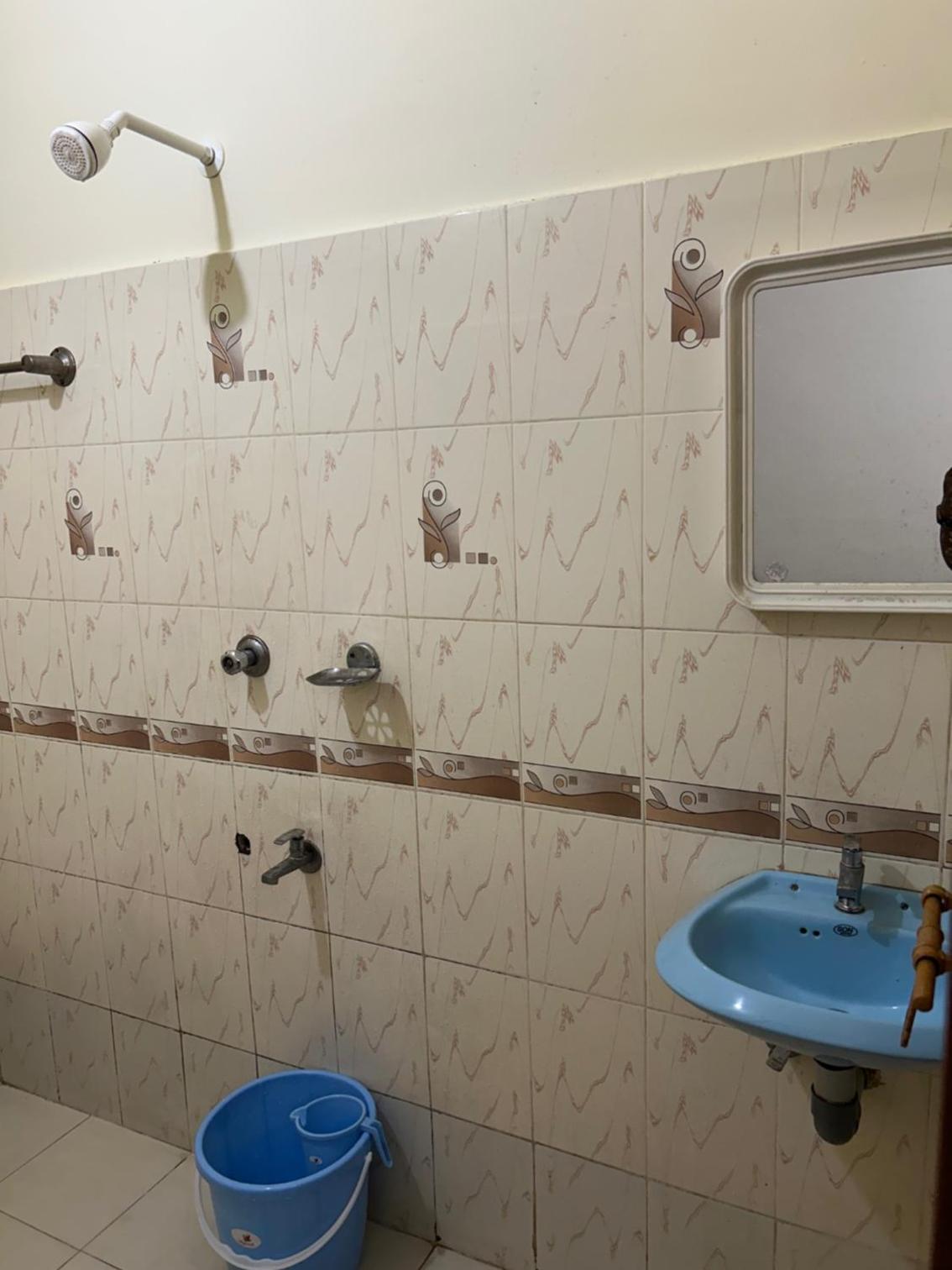 Deluxe Double Room (2 Adults + 1 Child) photo 3